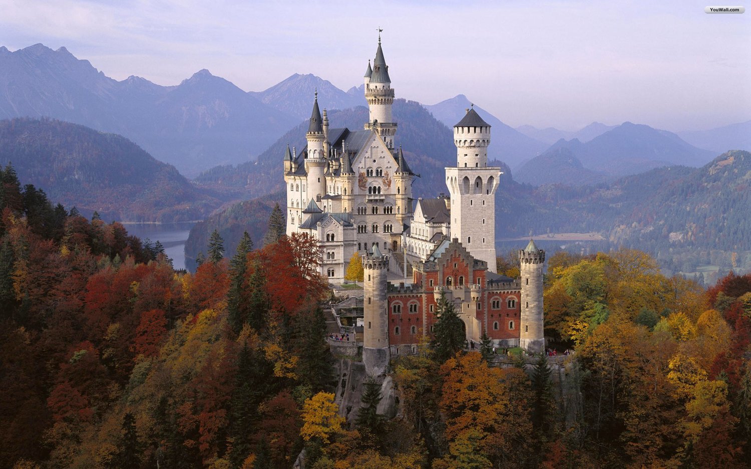 Neuschwanstein Castle Wallpapers