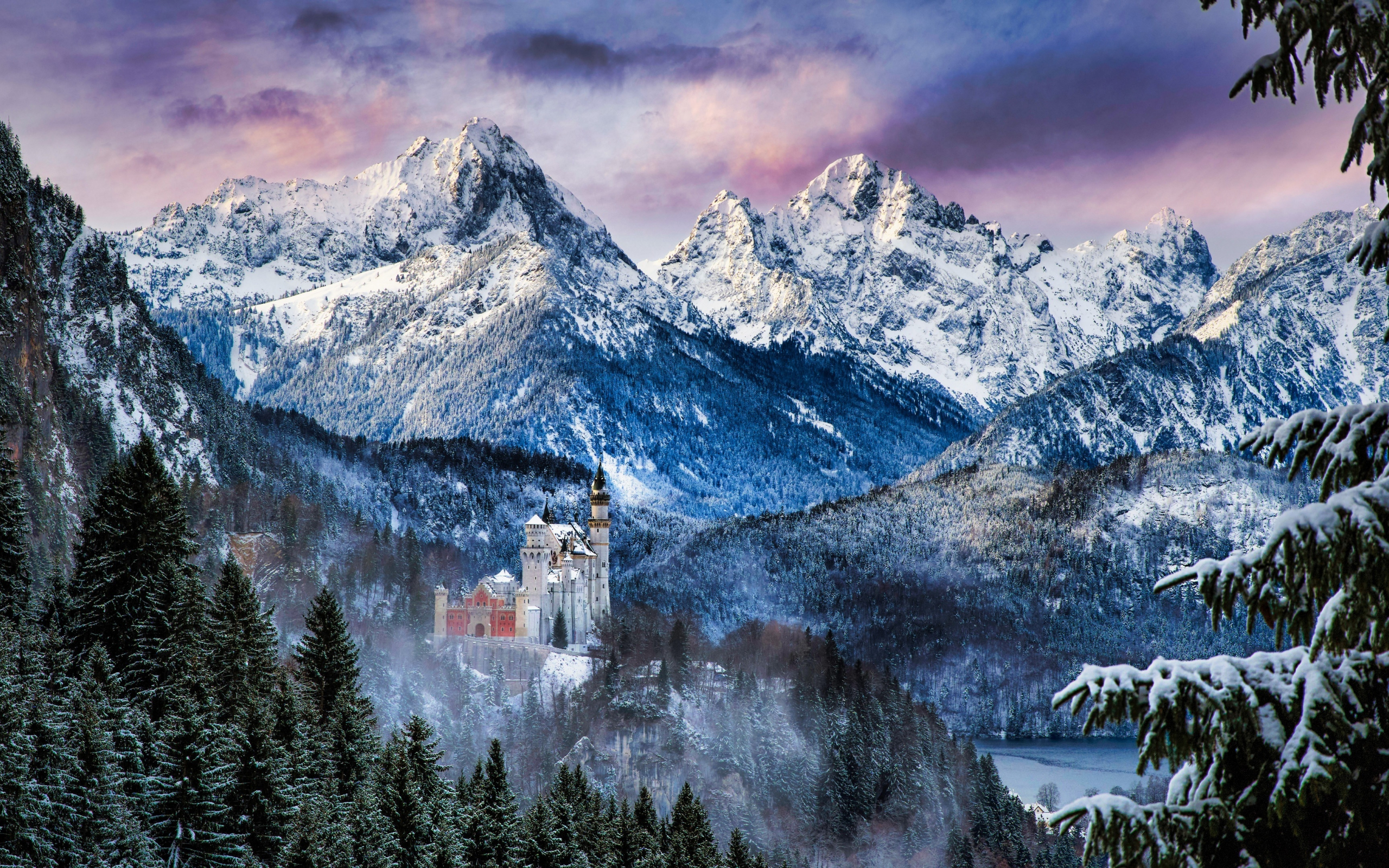 Neuschwanstein Castle Wallpapers