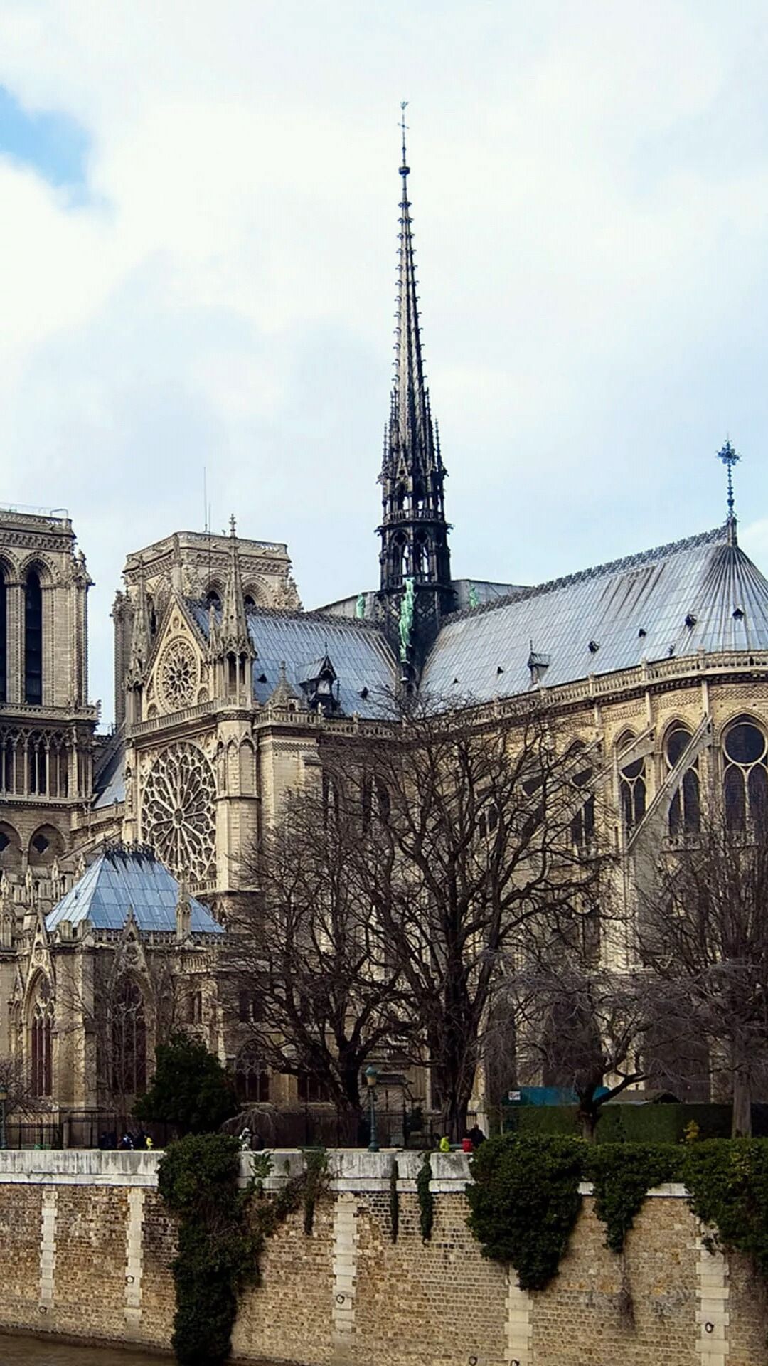 Notre-Dame Cathedral Wallpapers