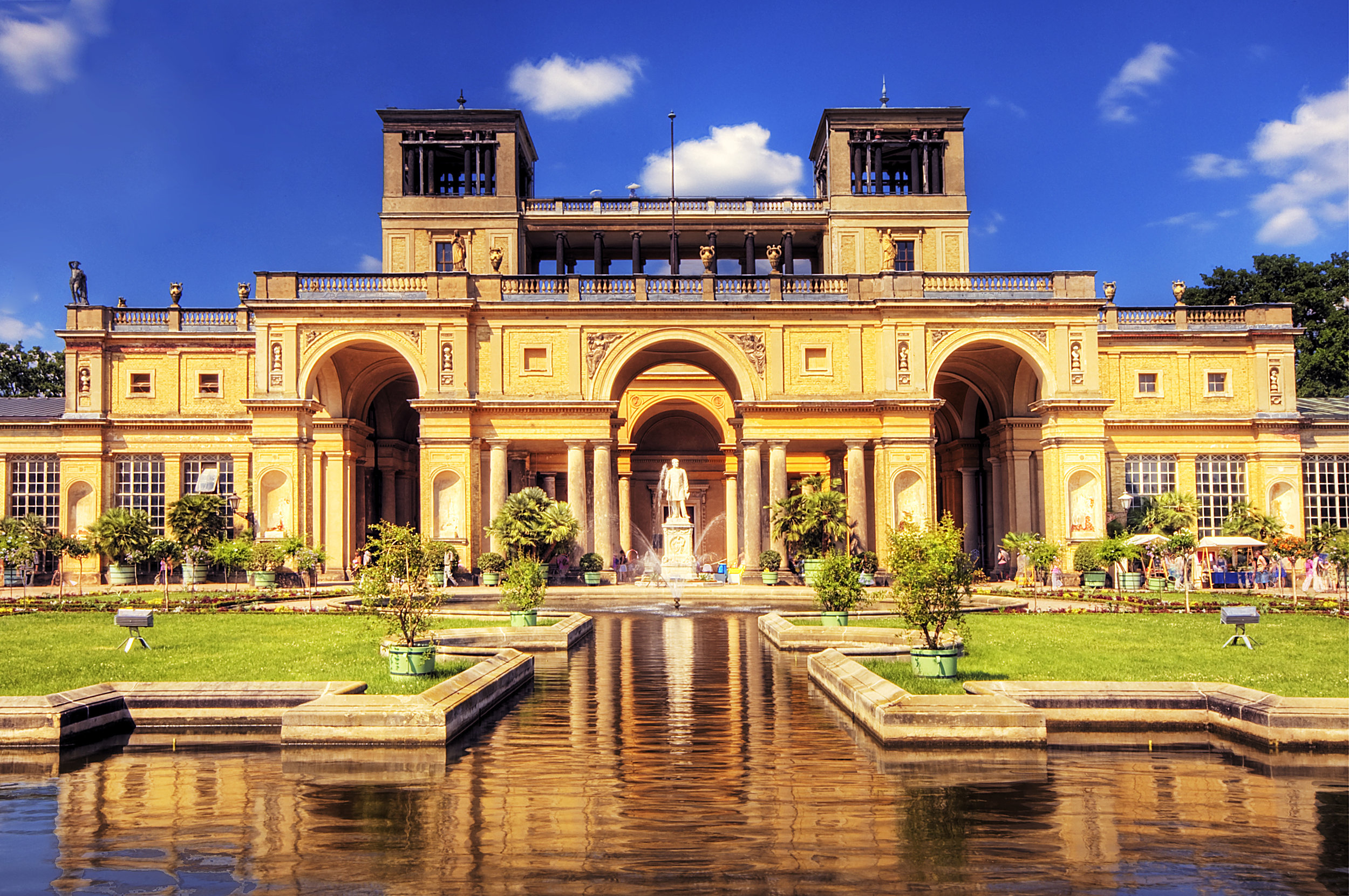 Orangery Palace Wallpapers