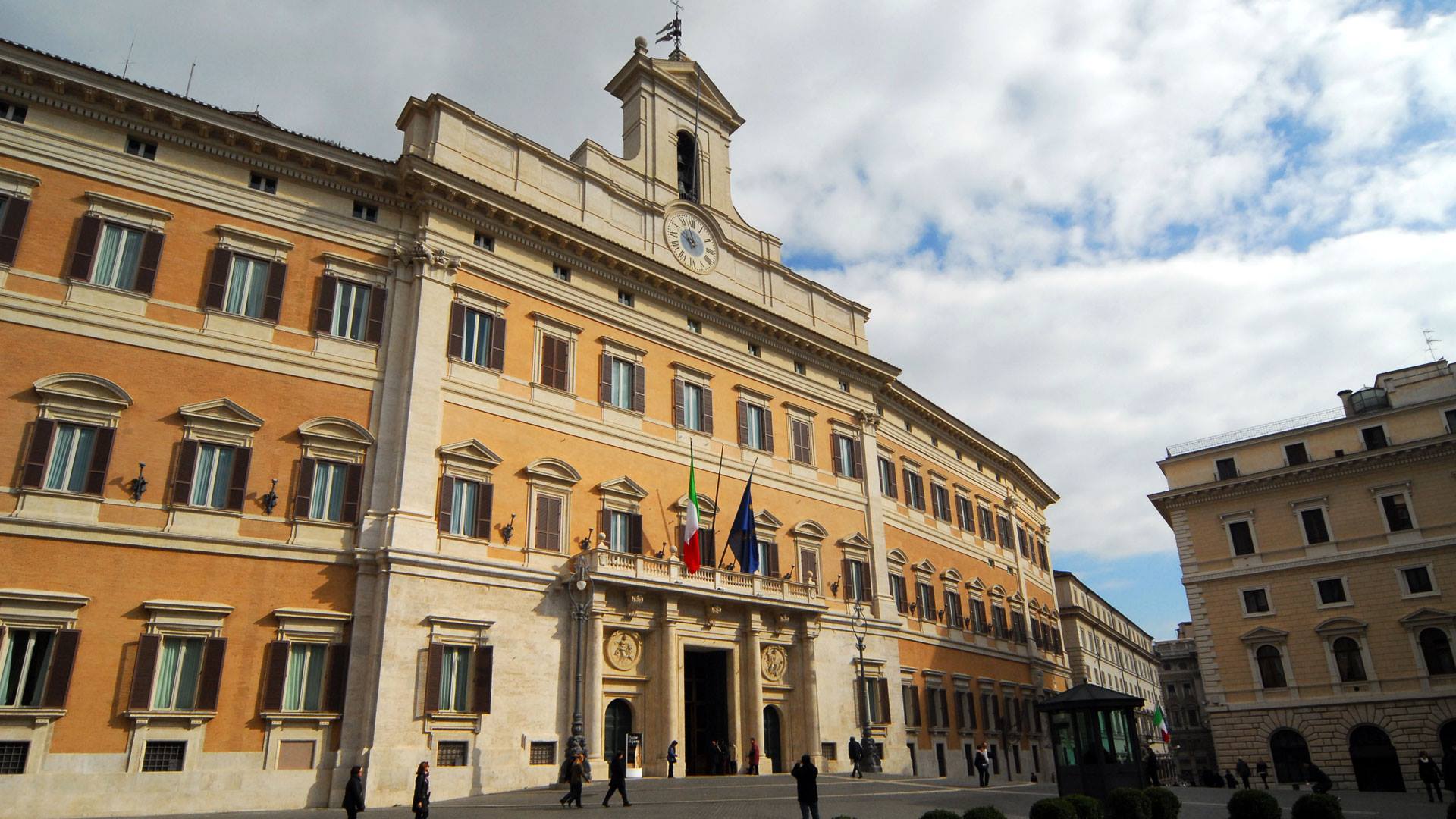 Palazzo Montecitorio Wallpapers