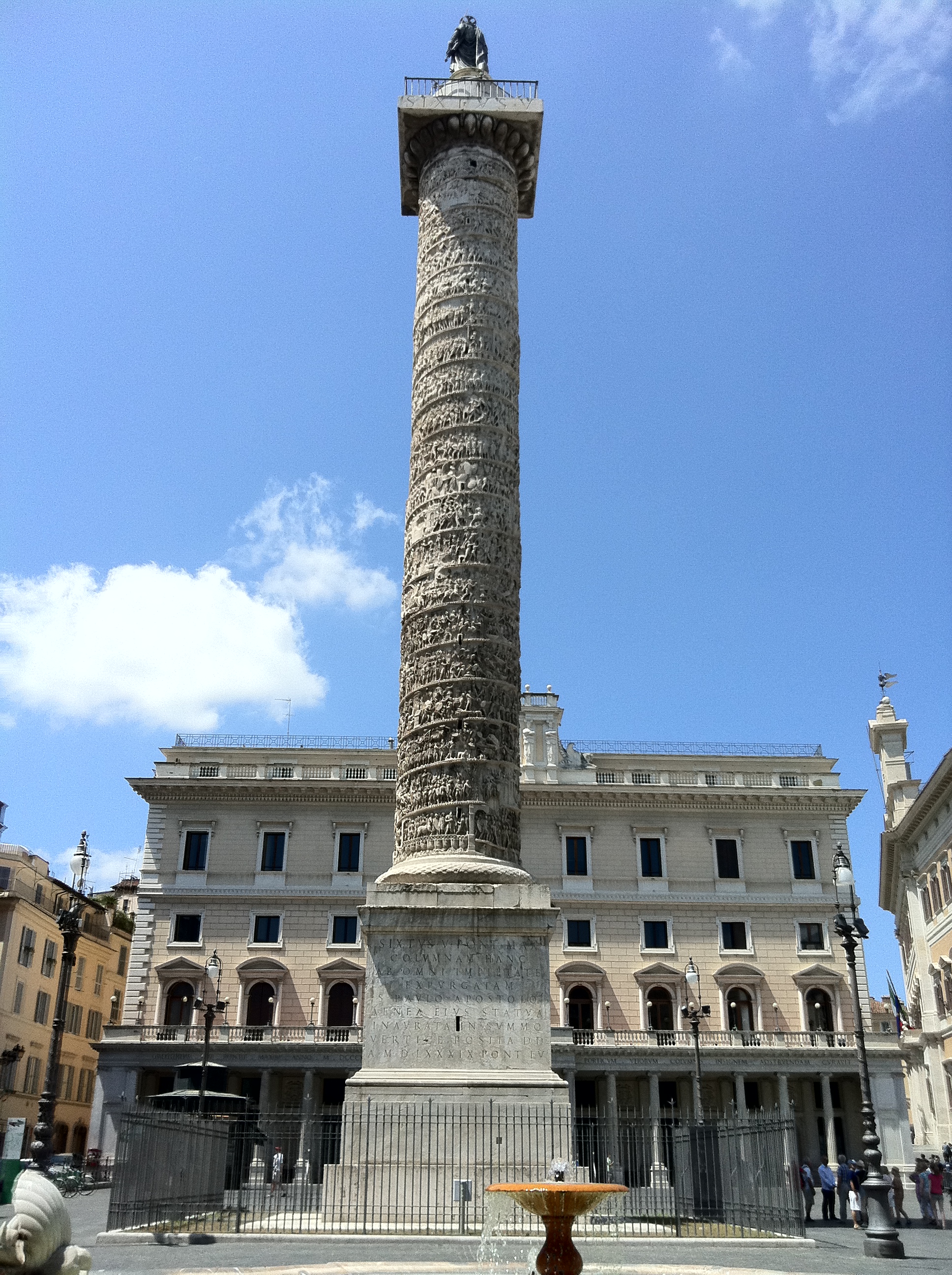 Piazza Colonna Wallpapers
