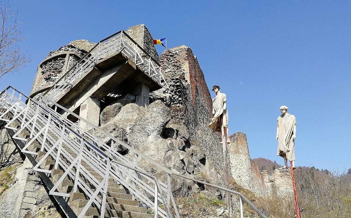 Poenari Castle Wallpapers