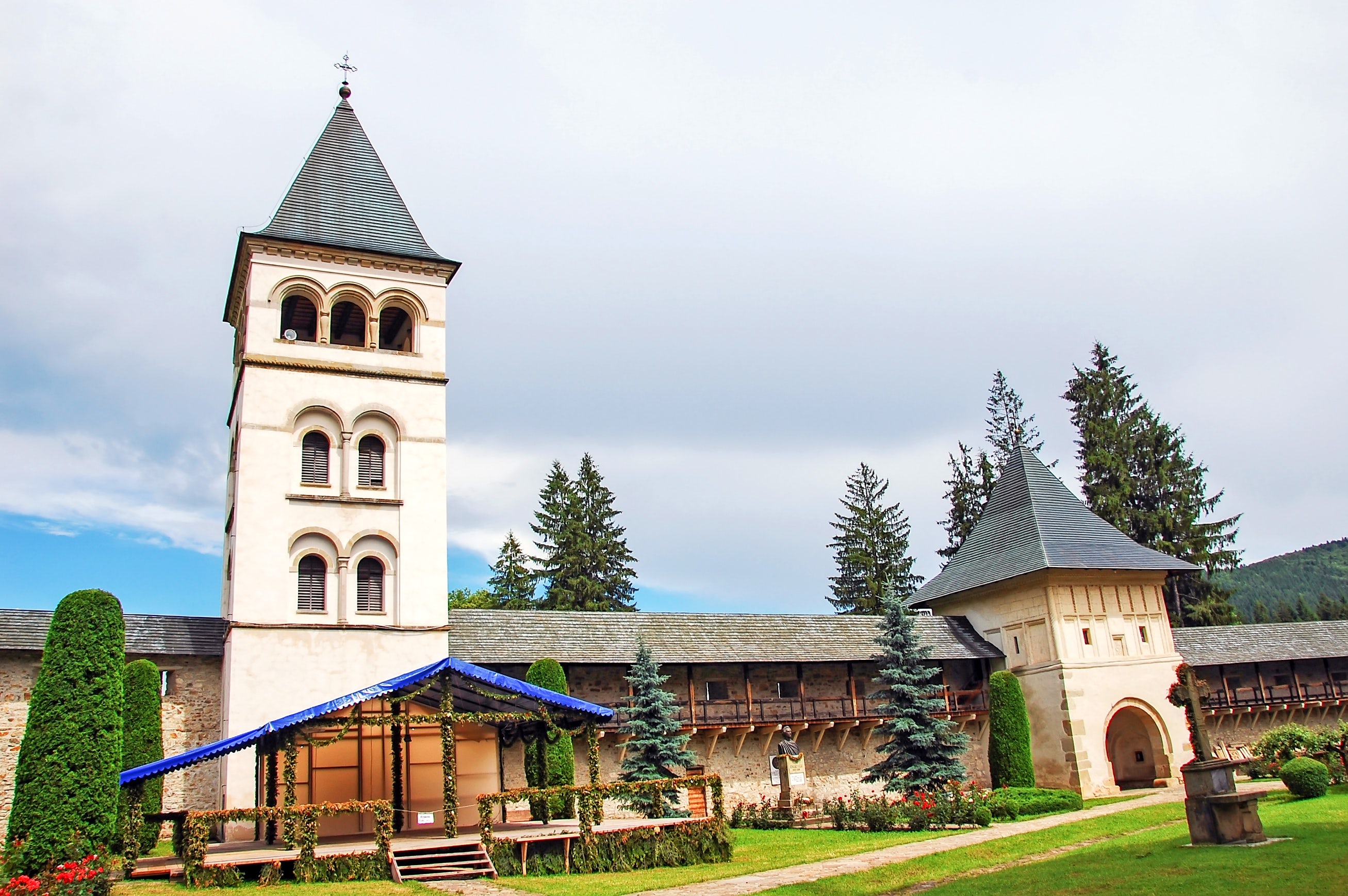 Putna Monastery Wallpapers