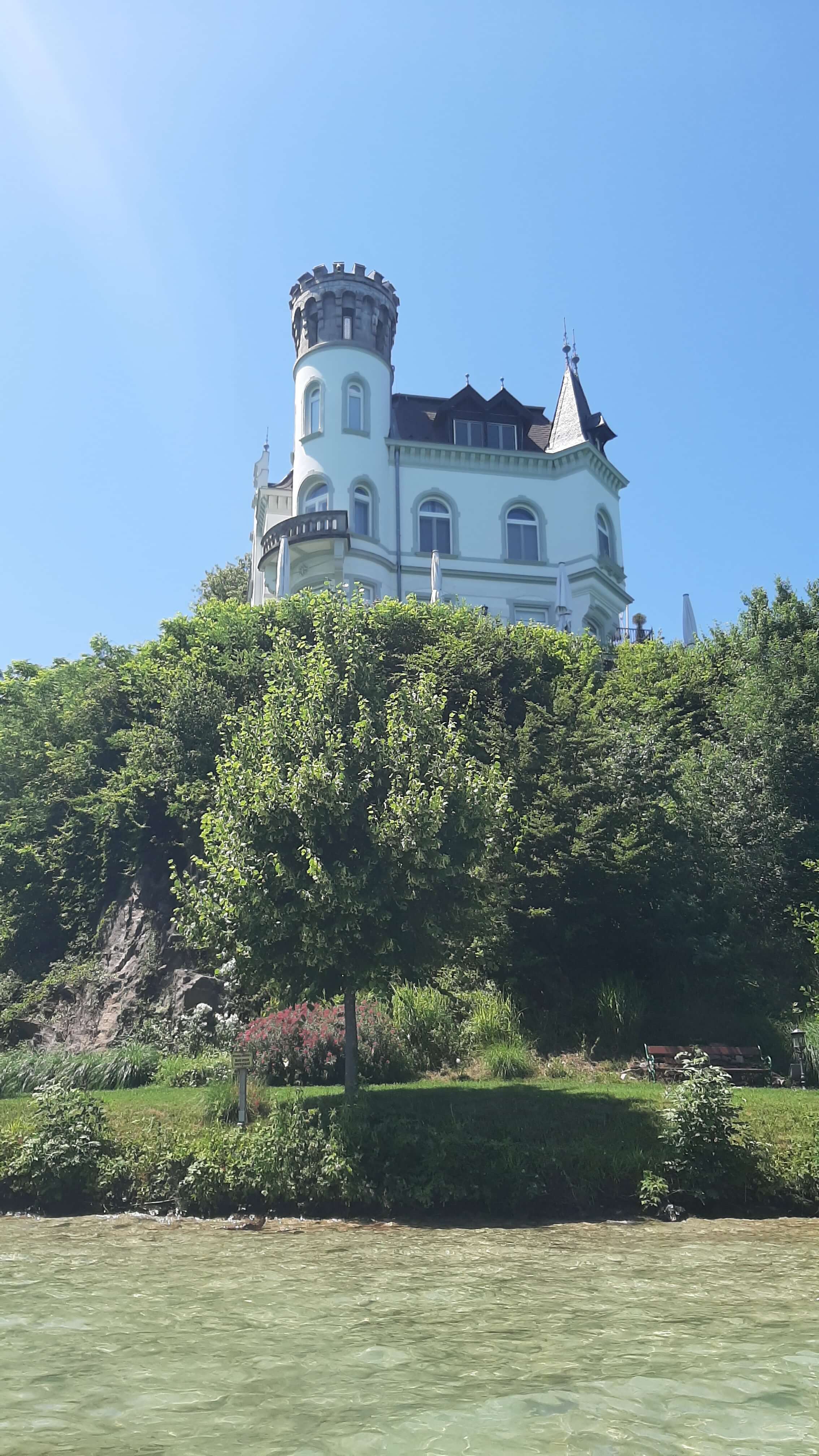 Reifnitz Castle Wallpapers