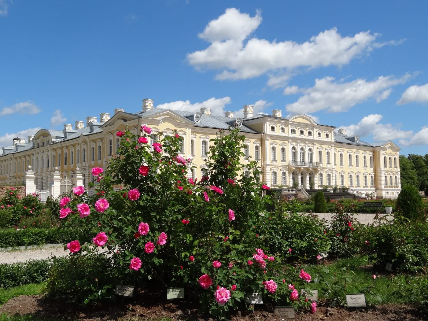 Rose Garden Palace Wallpapers