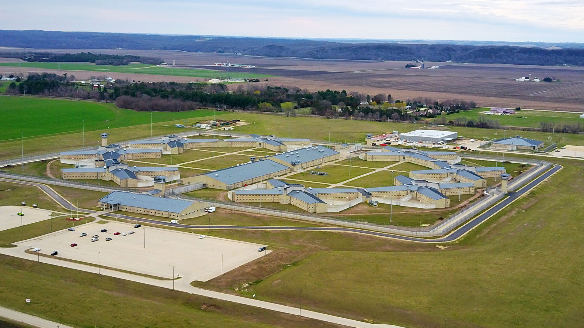 Saskatchewan Penitentiary Wallpapers