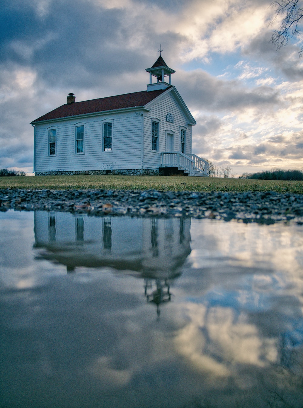 Schoolhouse Wallpapers