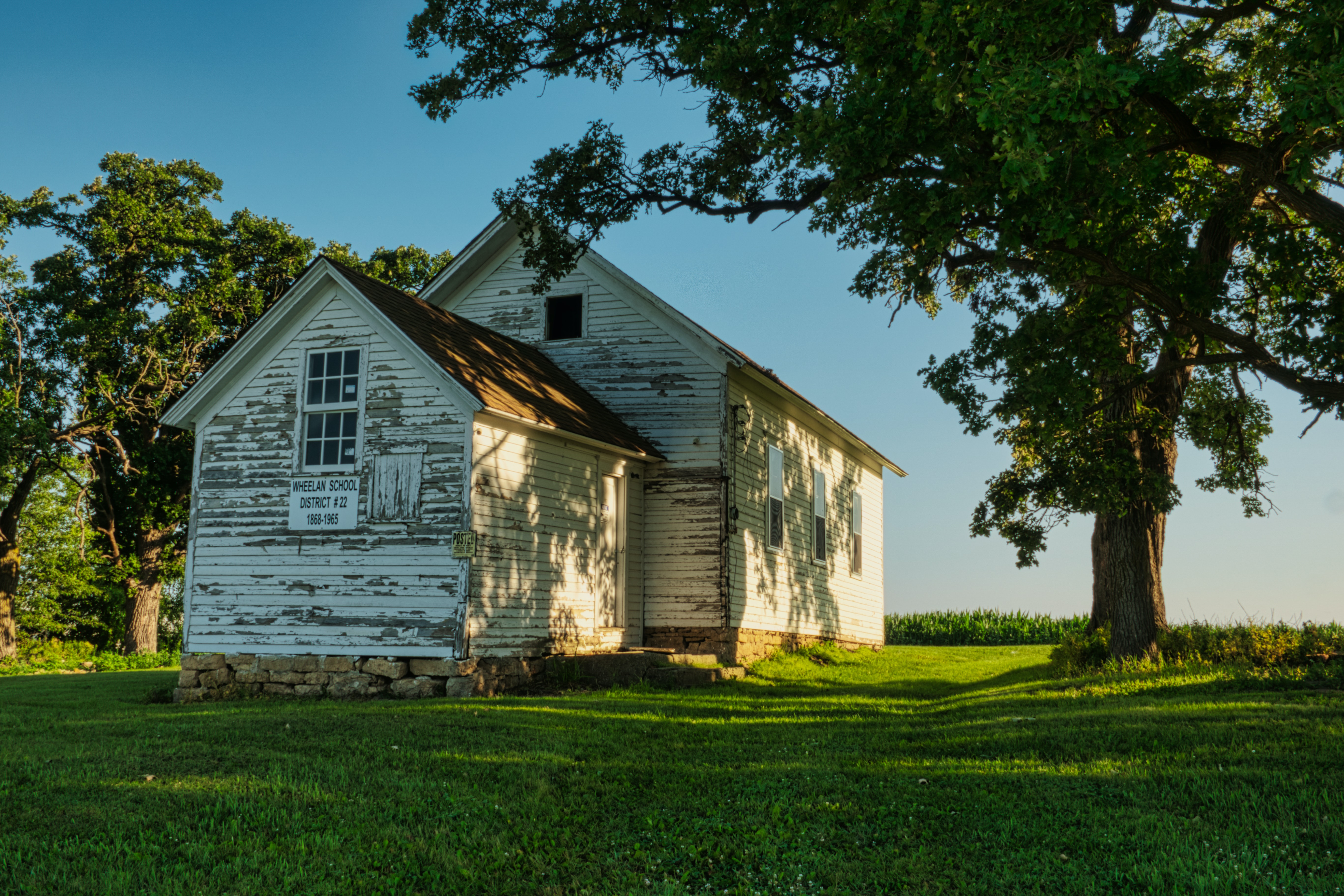 Schoolhouse Wallpapers