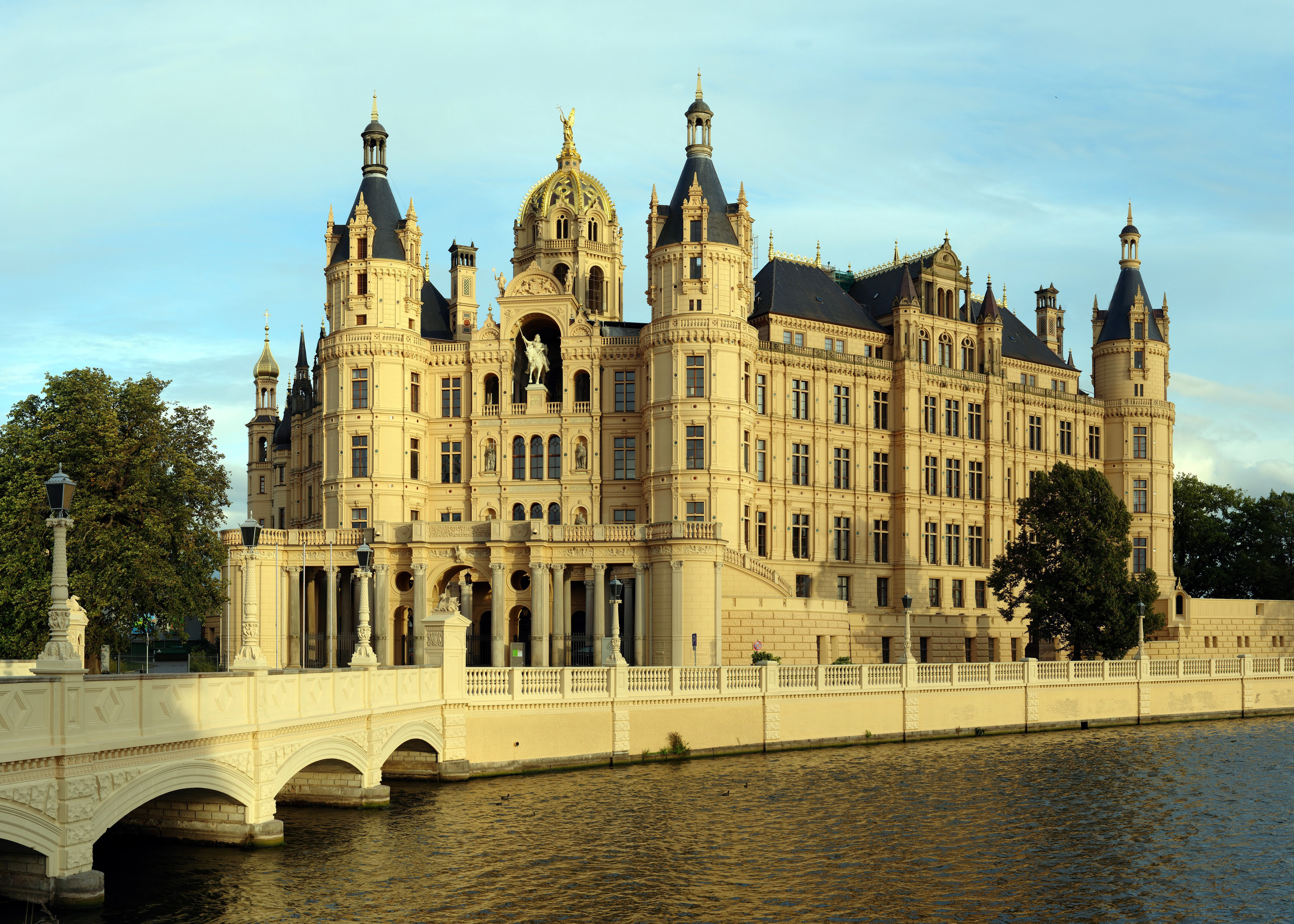 Schwerin Palace Wallpapers