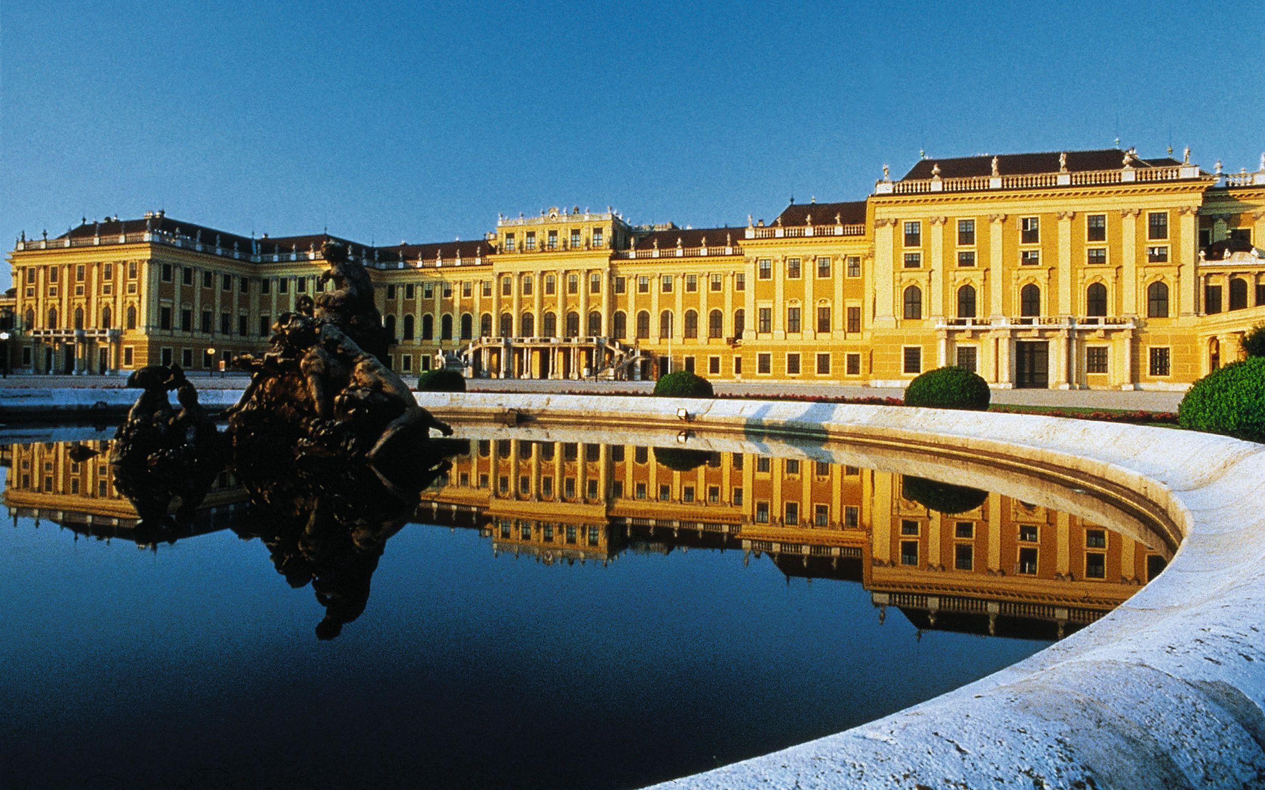 SchoNbrunn Palace Wallpapers