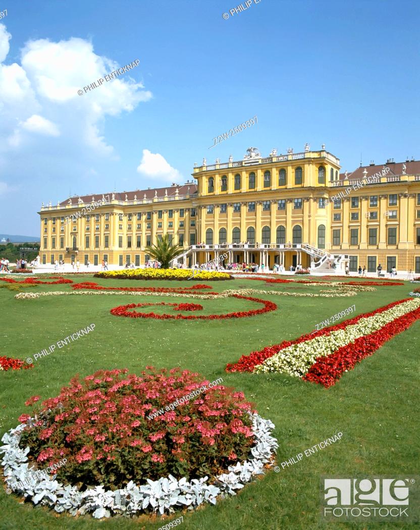 SchoNbrunn Palace Wallpapers