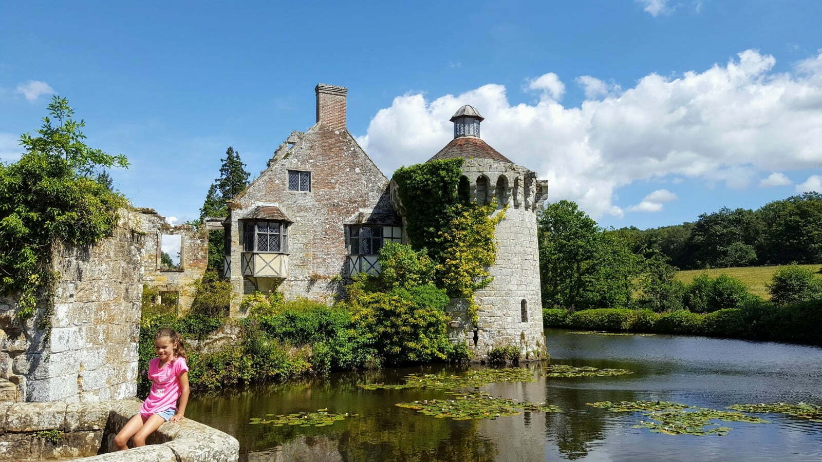 Scotney Castle Wallpapers