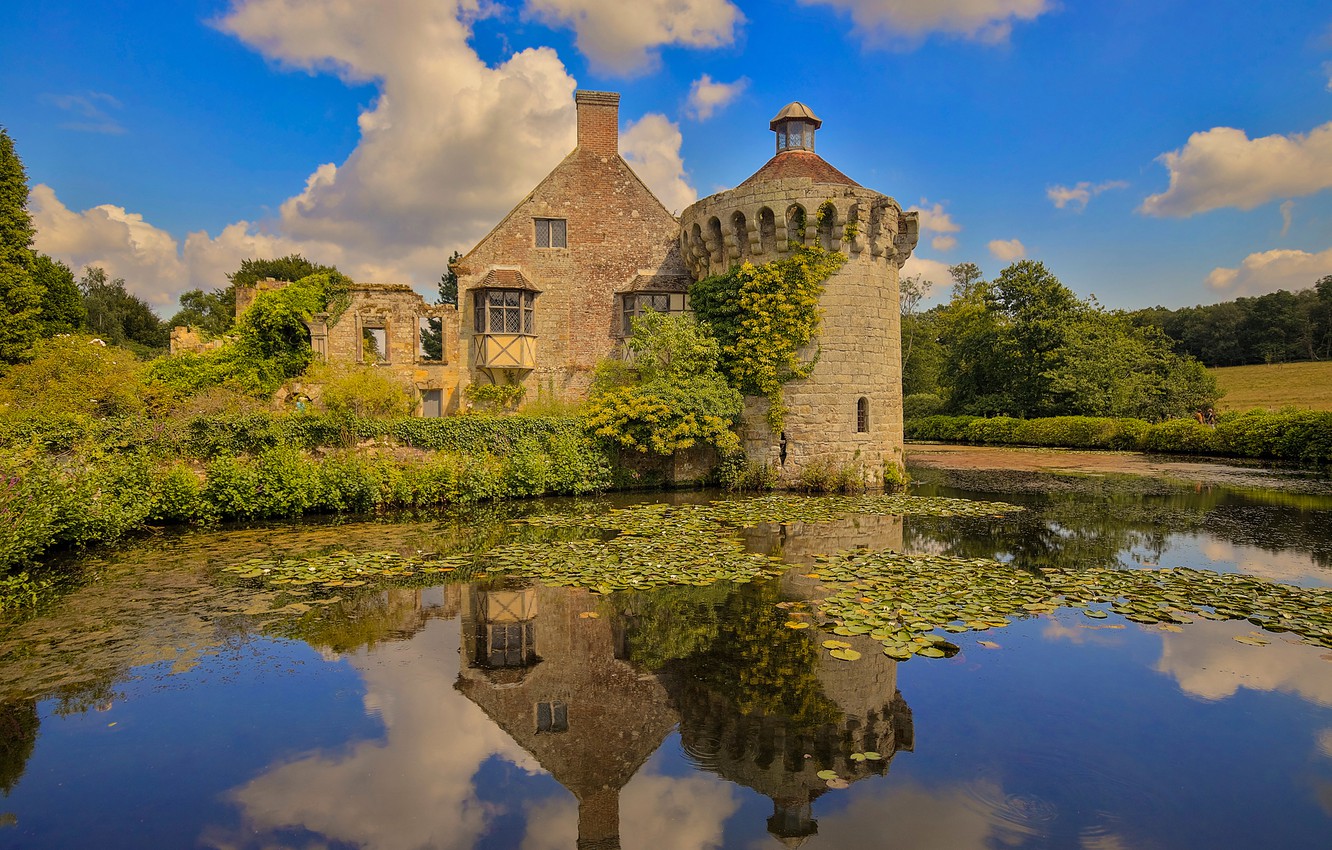 Scotney Castle Wallpapers