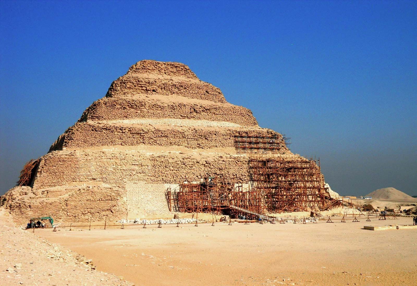 Step Pyramid Wallpapers