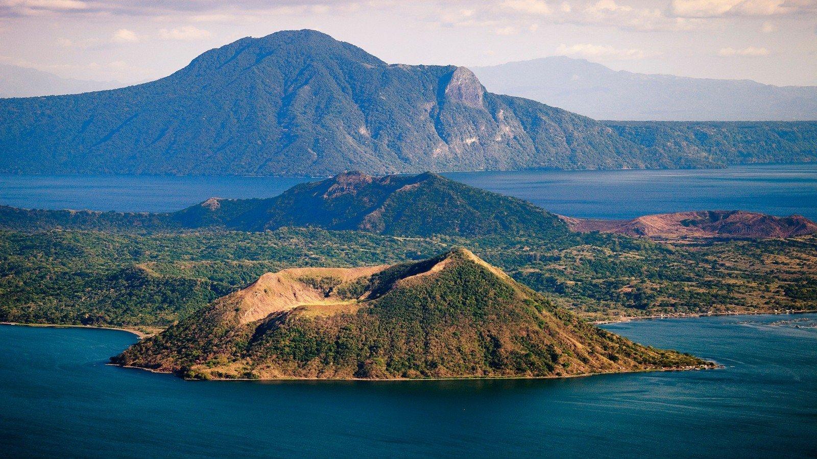 Taal Volcano Wallpapers