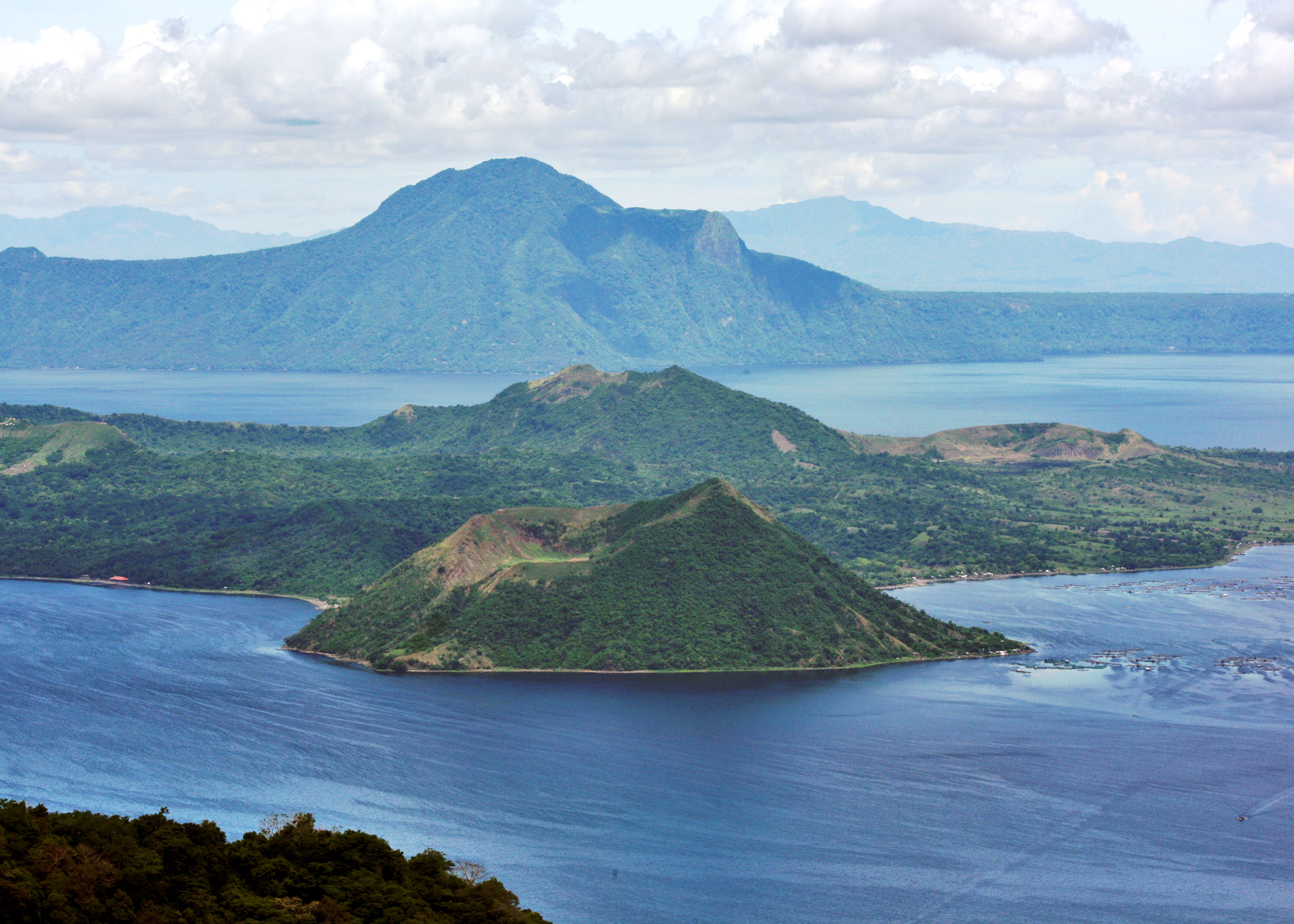 Taal Volcano Wallpapers