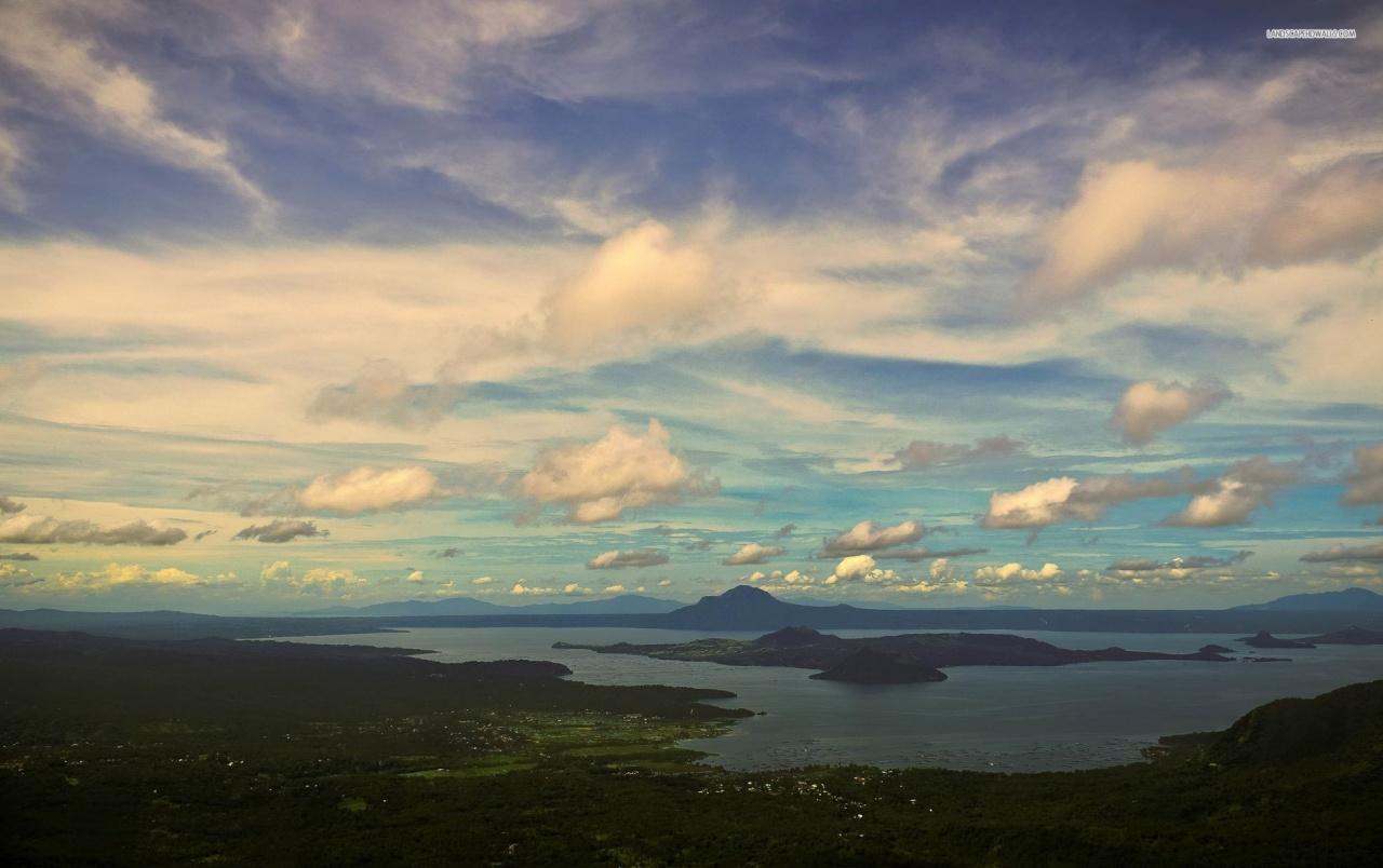 Taal Volcano Wallpapers