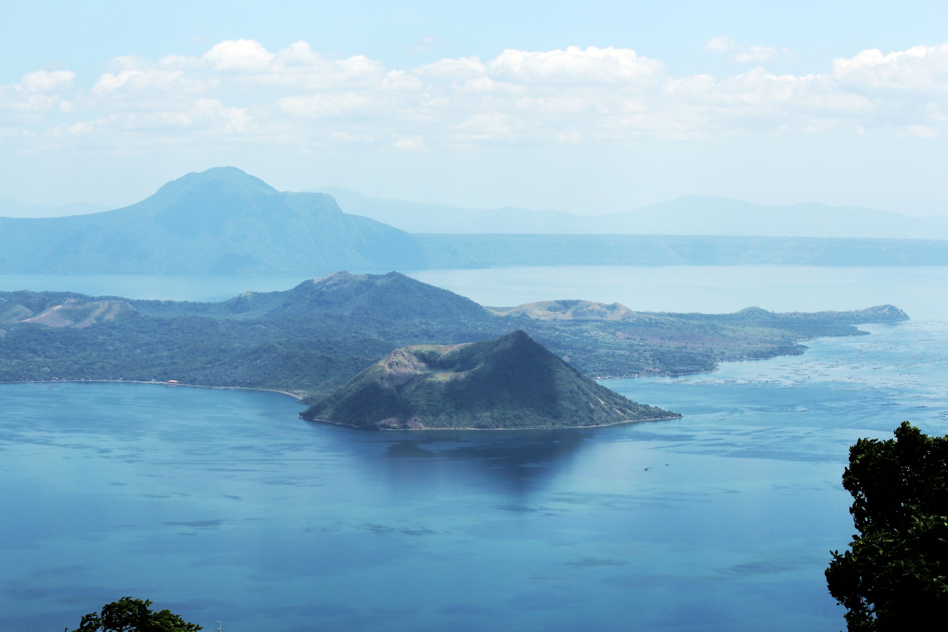 Taal Volcano Wallpapers