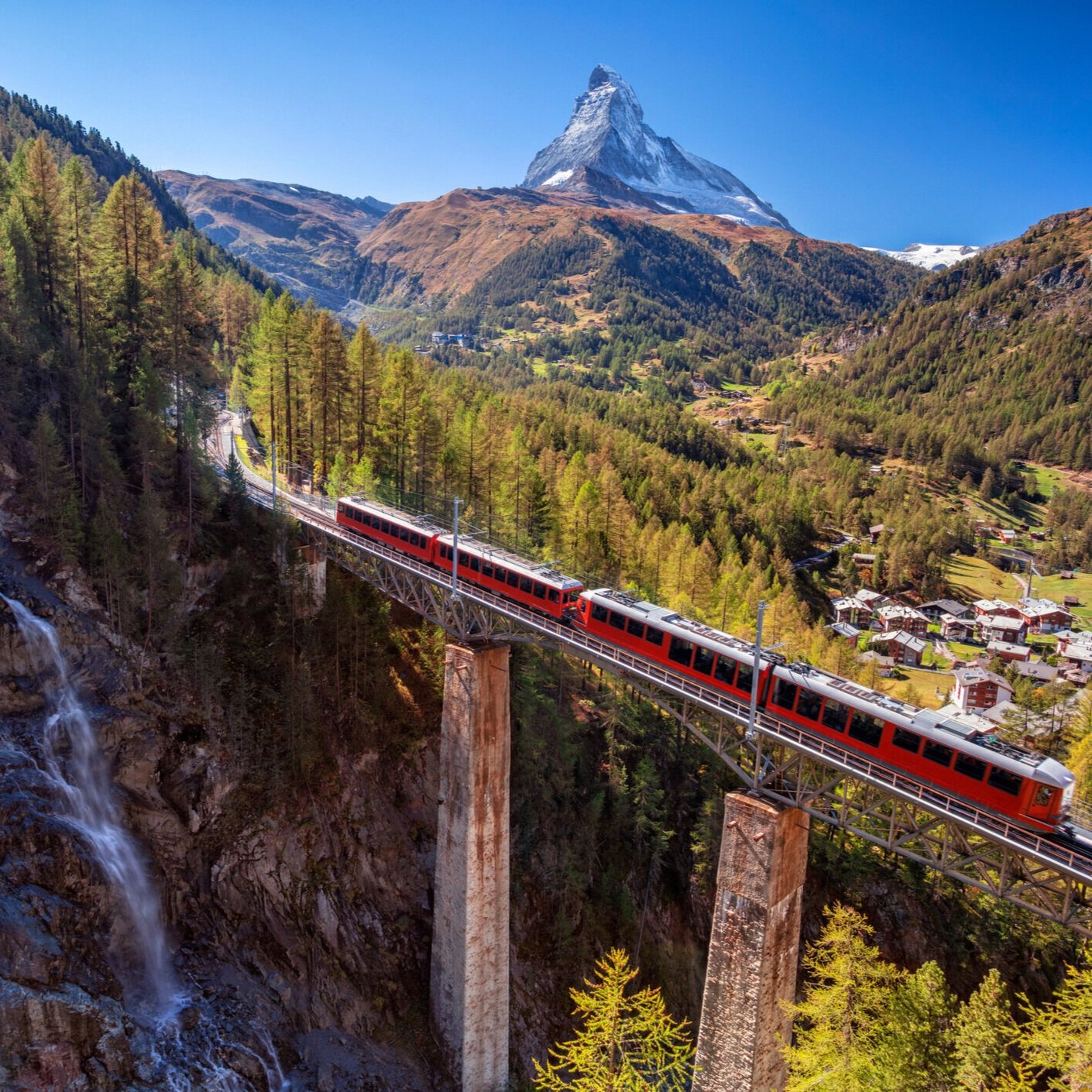 Train 4K Switzerland Aerial Wallpapers