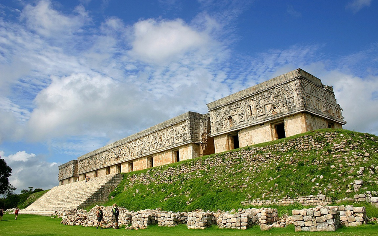 Uxmal Wallpapers