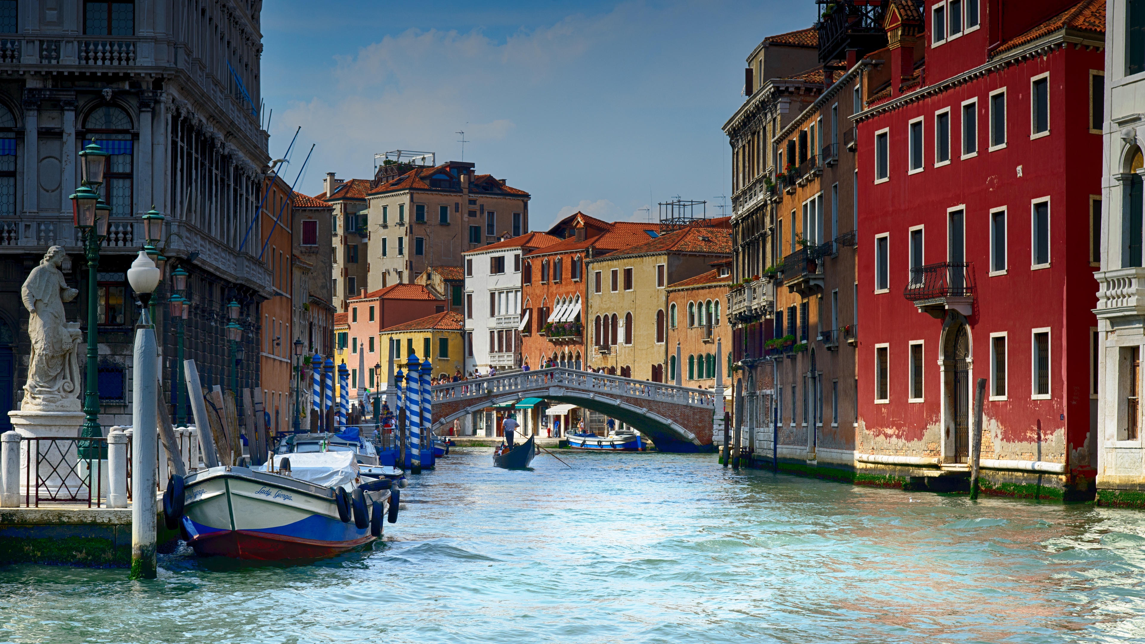 Venice City Boats Wallpapers