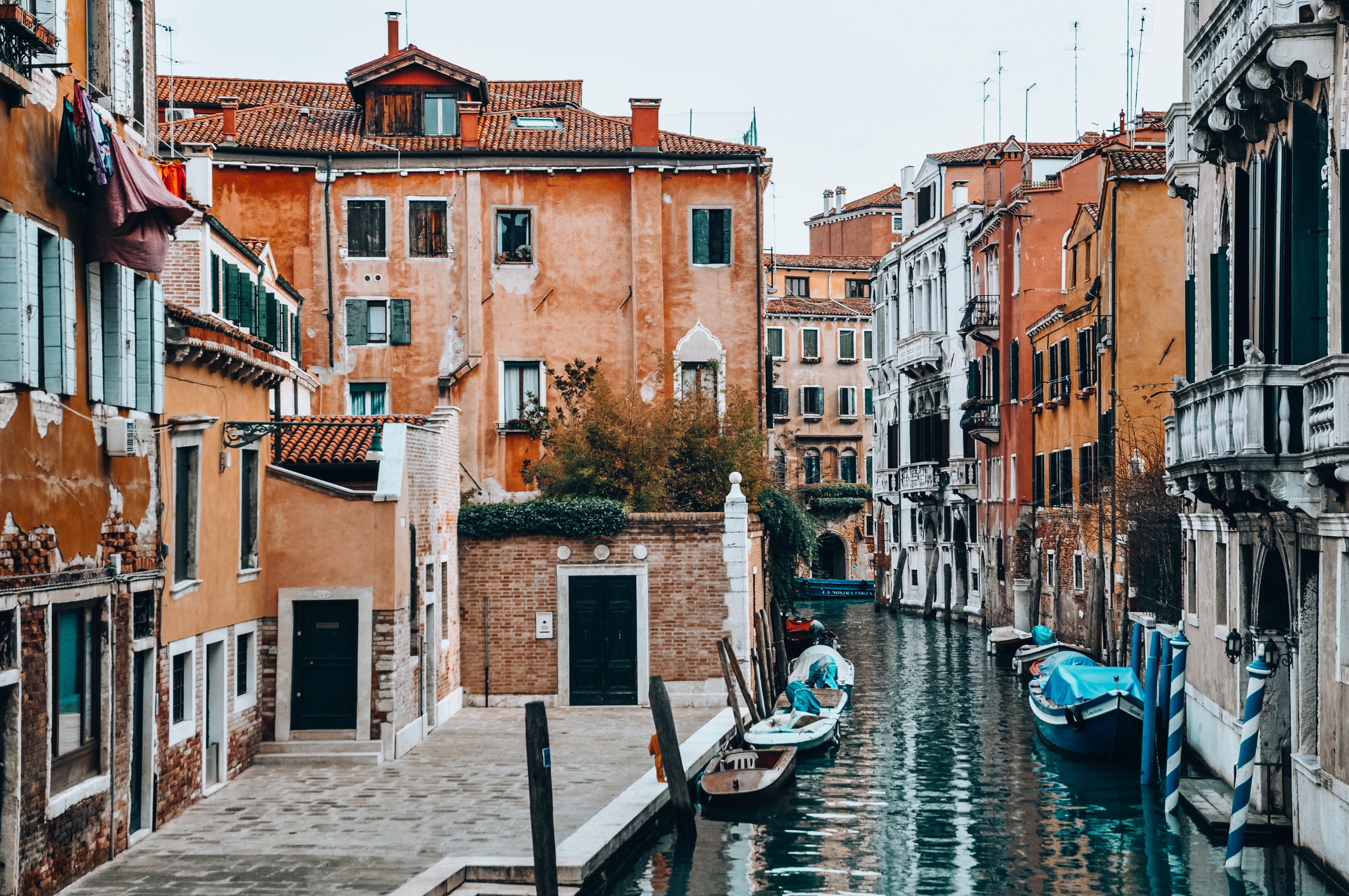 Venice City Boats Wallpapers