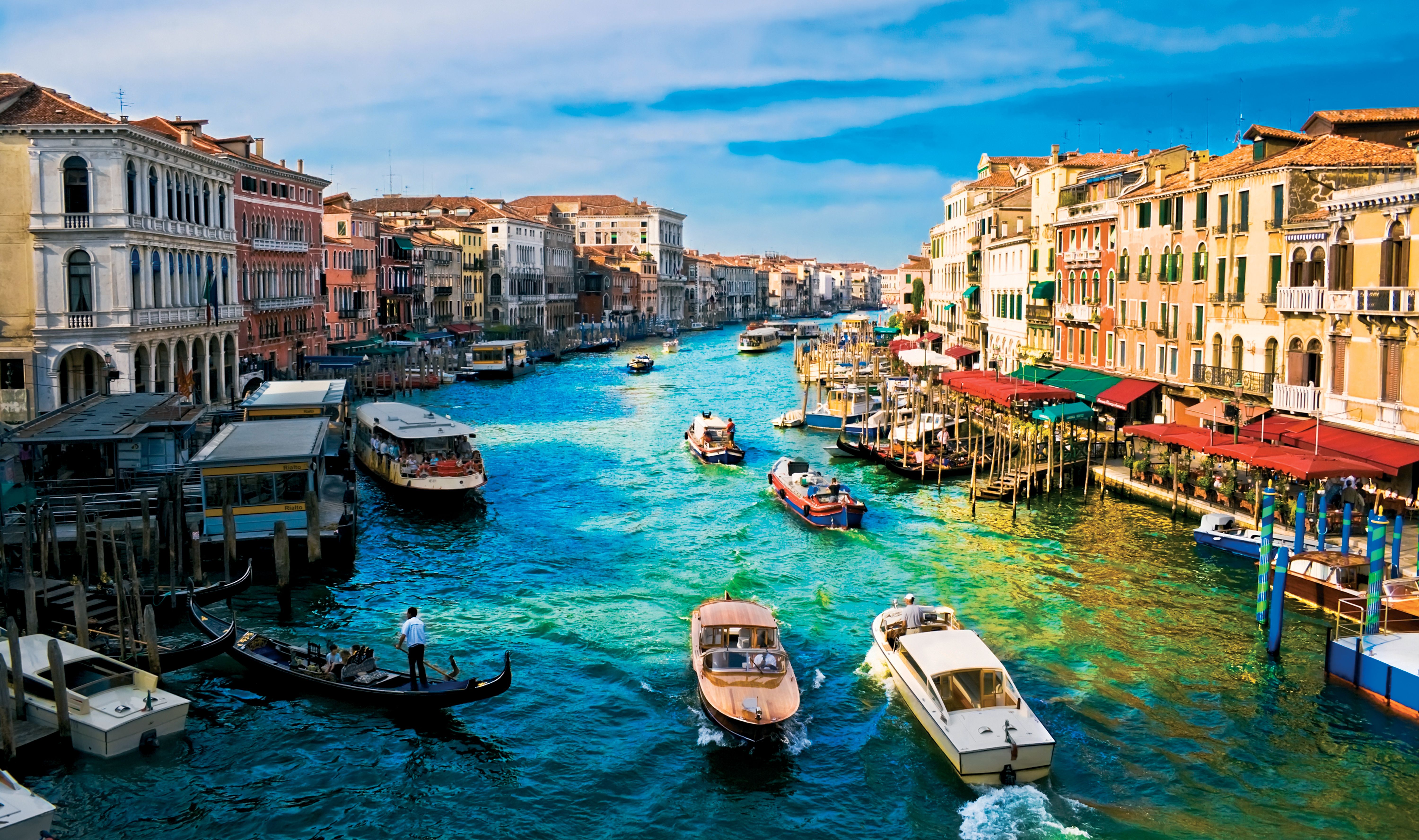 Venice City Boats Wallpapers