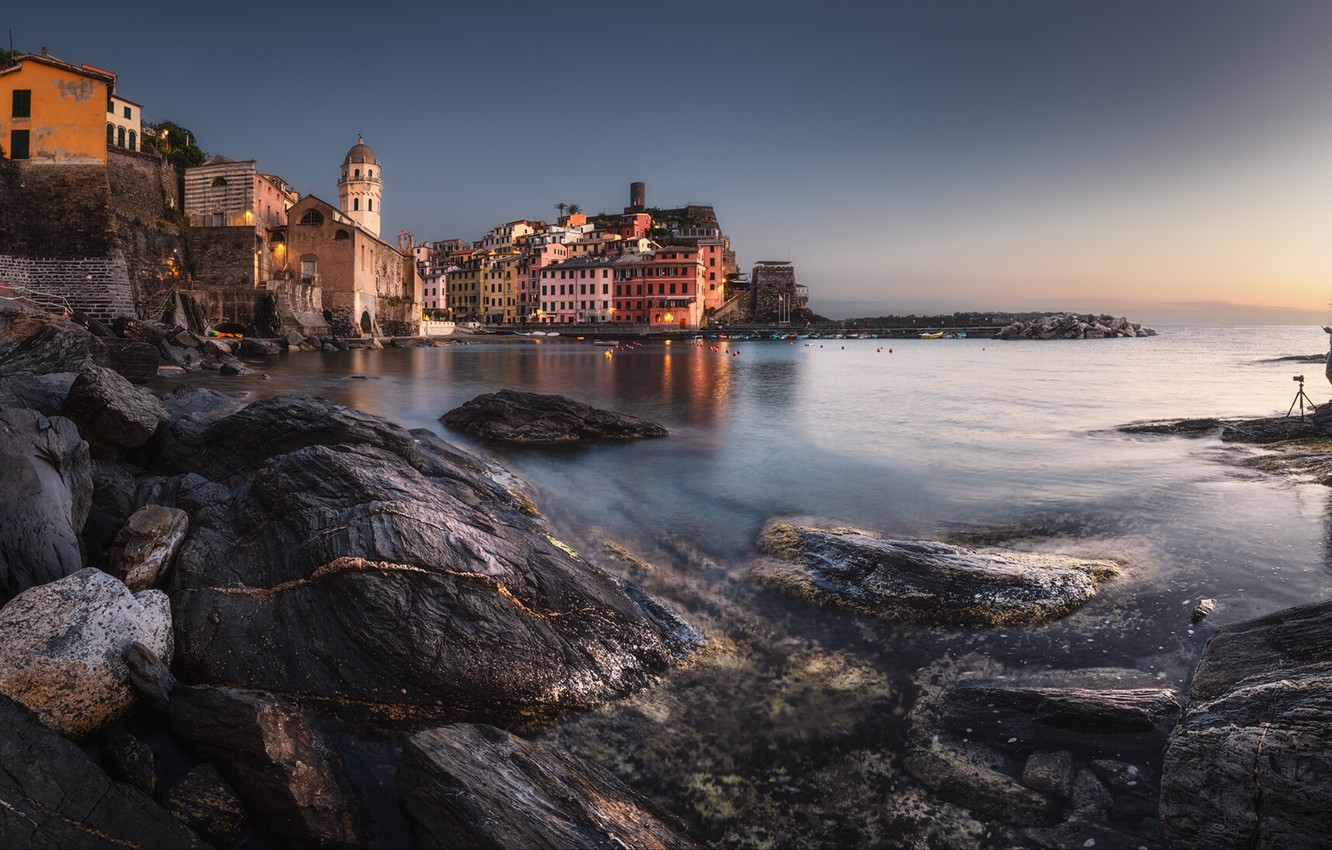 Vernazza Italy Sea And Mountains Nature Landscape Wallpapers