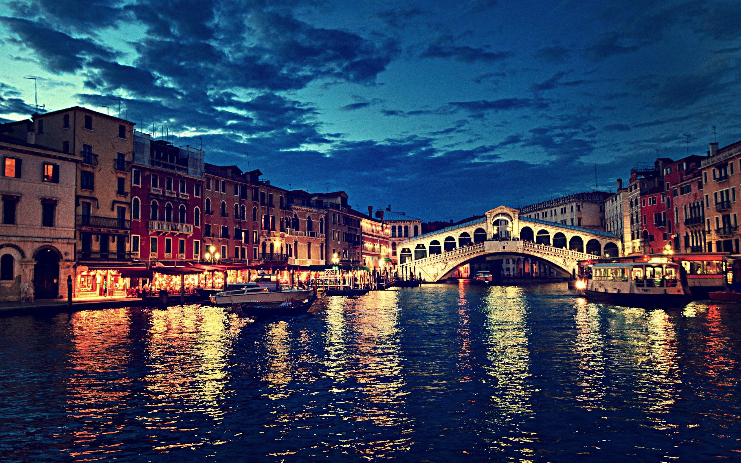 Verona Wallpapers