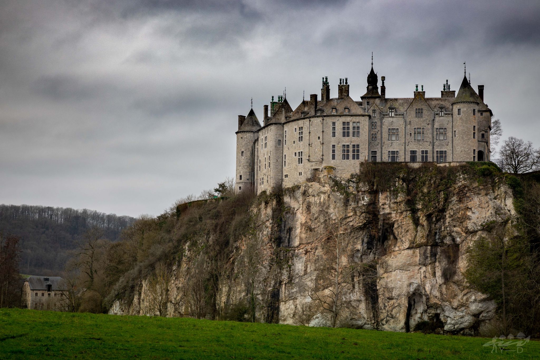 Walzin Castle Wallpapers