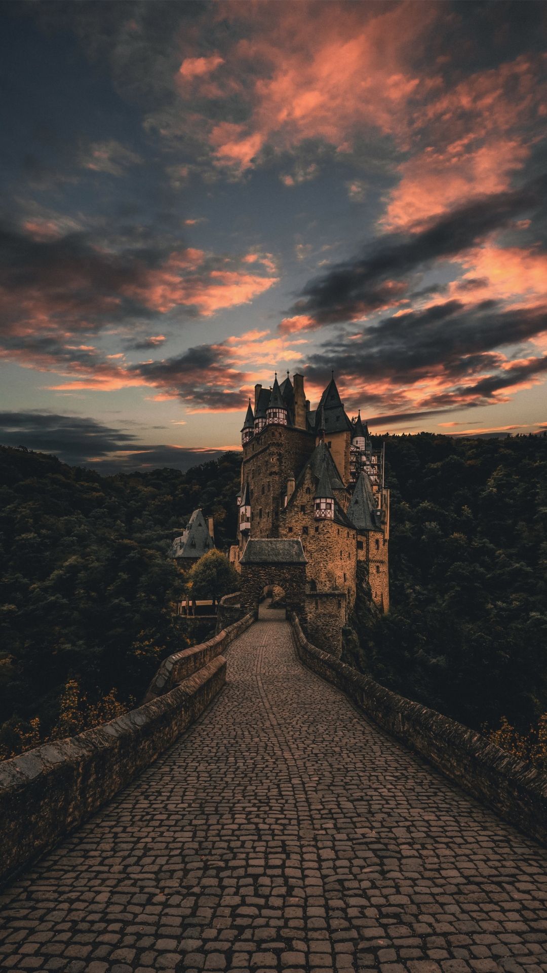 Dark Castle Iphone Wallpapers