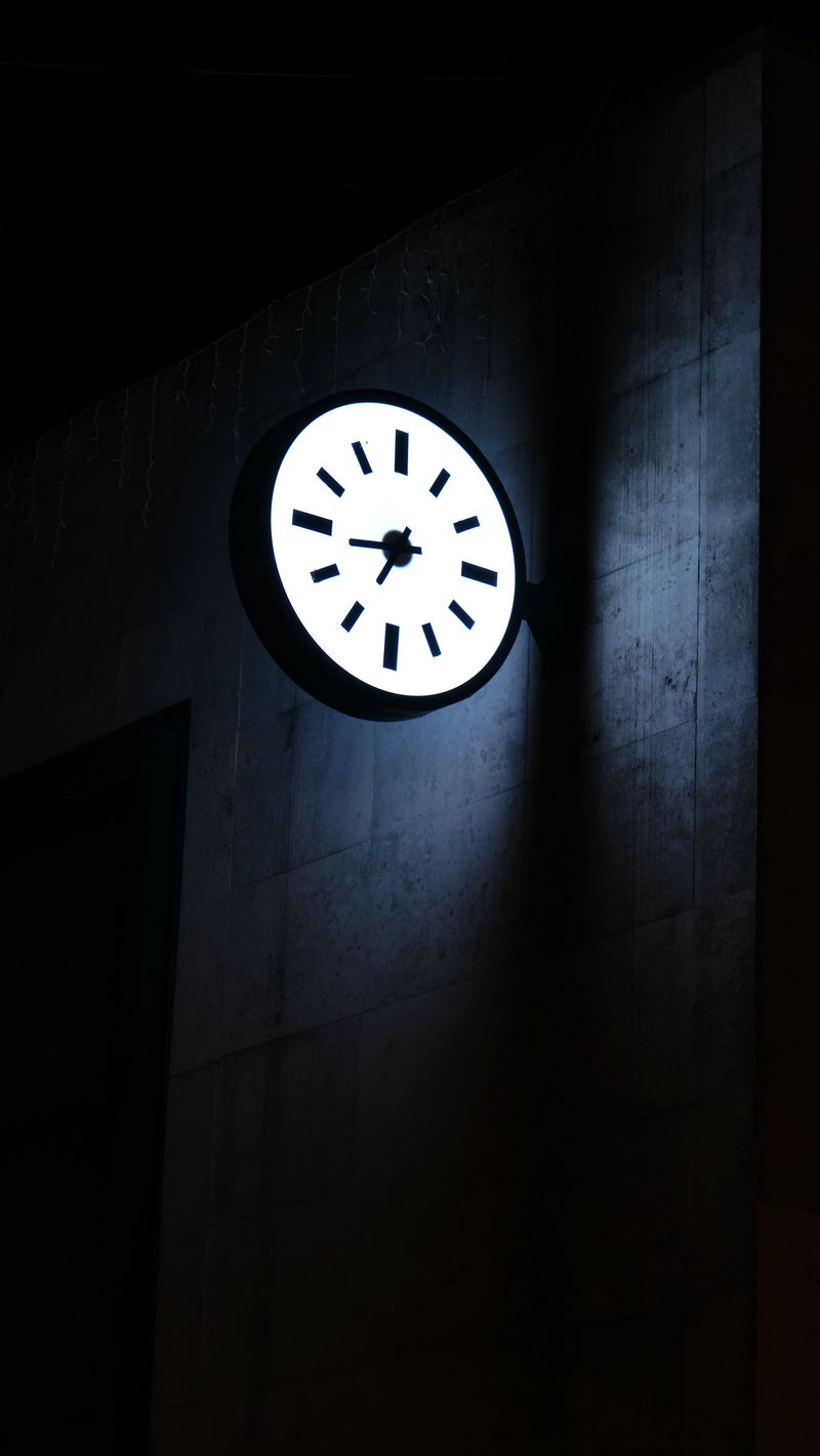 Dark Clock Wallpapers