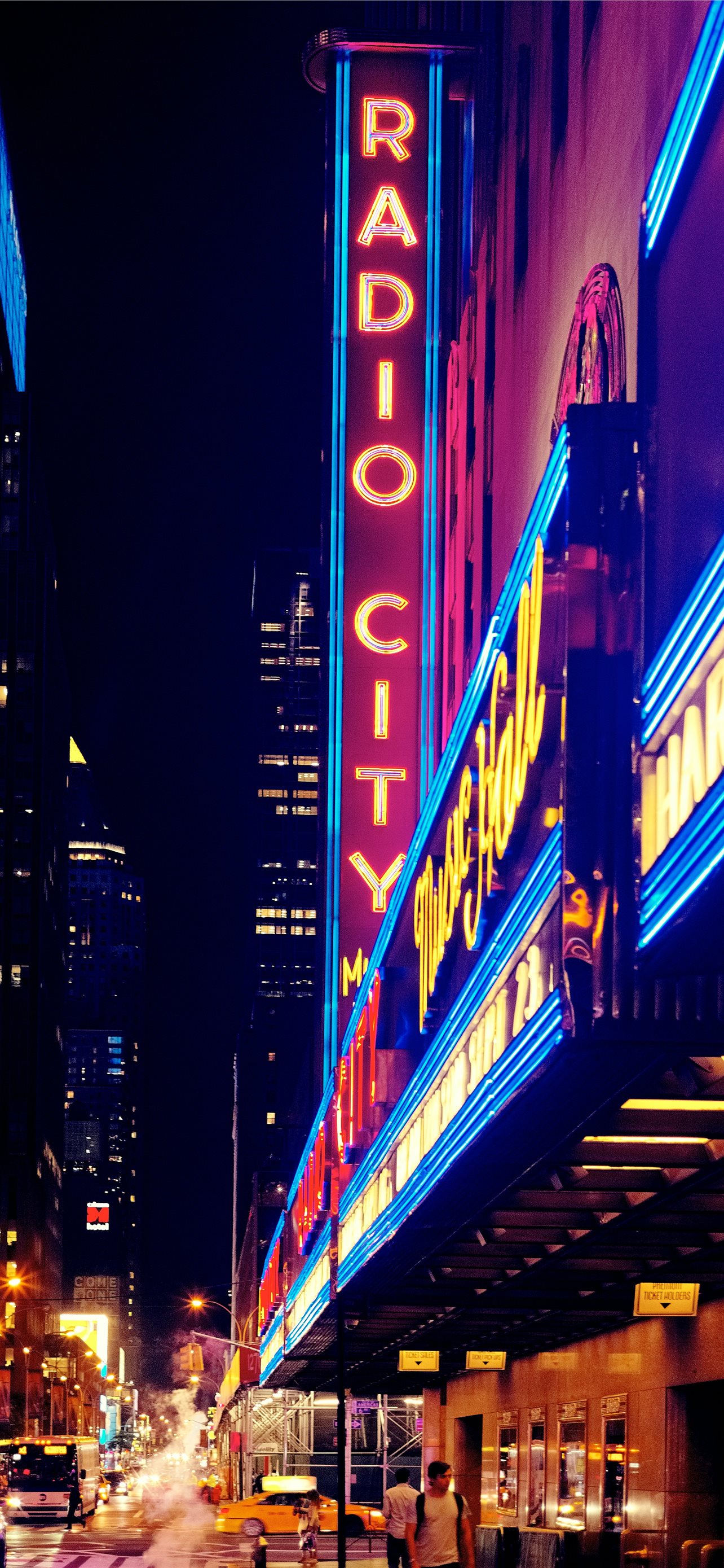 Neon City Aesthetic Wallpapers