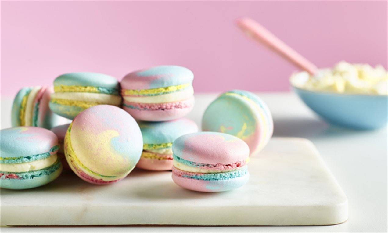 Pastel Macarons Wallpapers