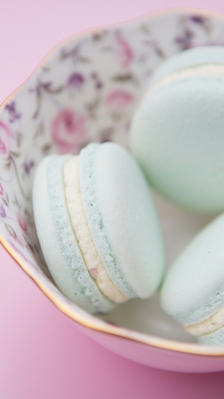 Pastel Macarons Wallpapers