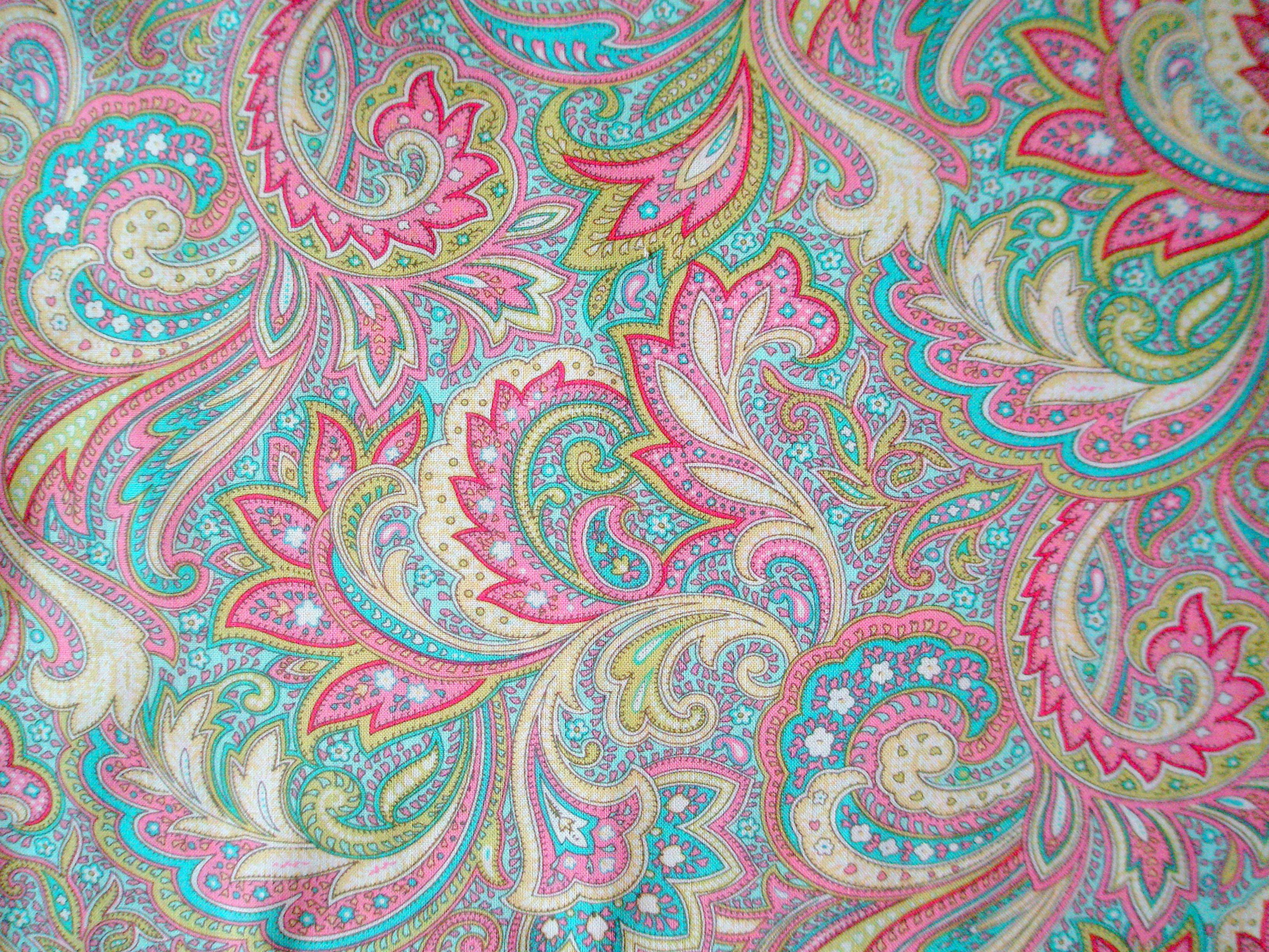 Pastel Paisley Wallpapers