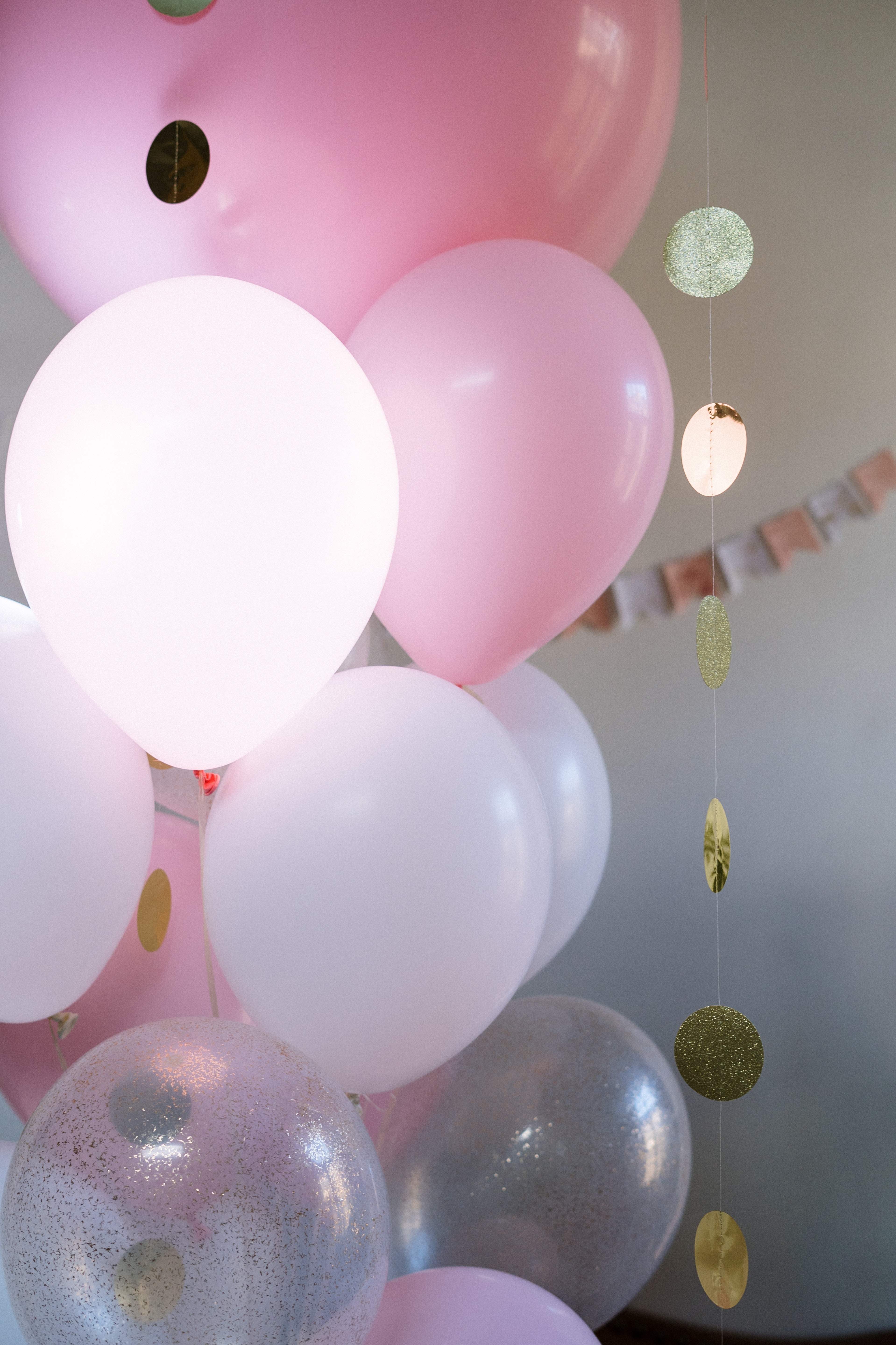 Pink Balloons Wallpapers