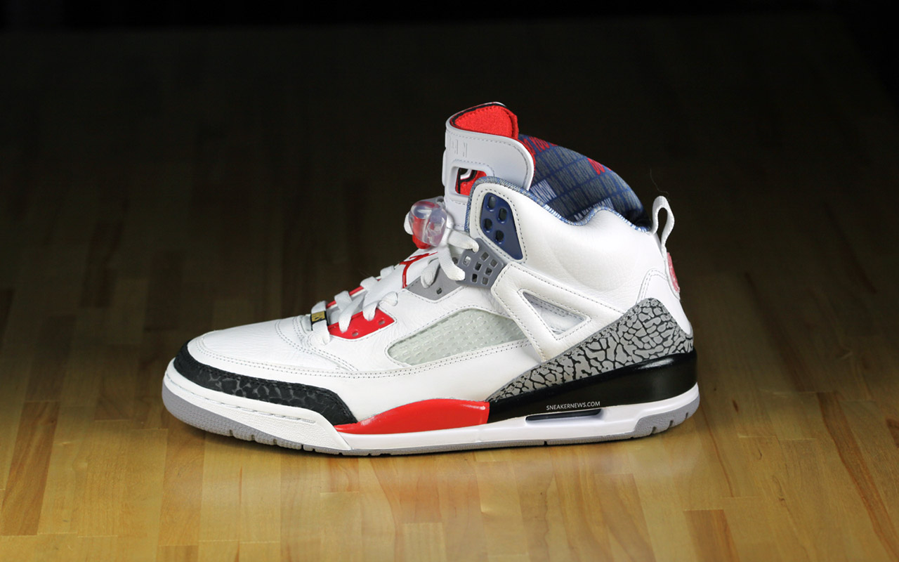 Red And White Jordan Shoes Wallpapers