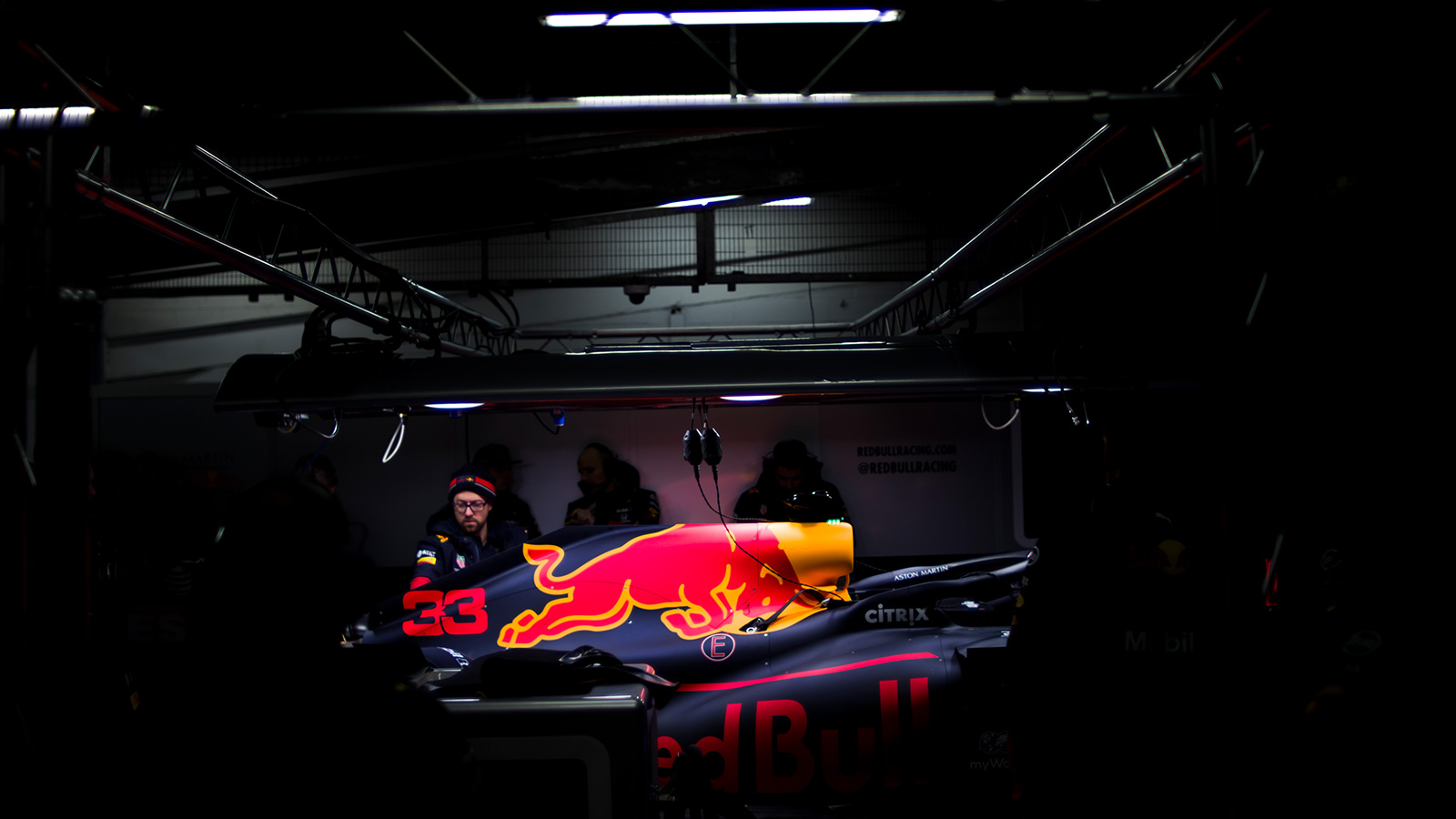 dj стол red bull