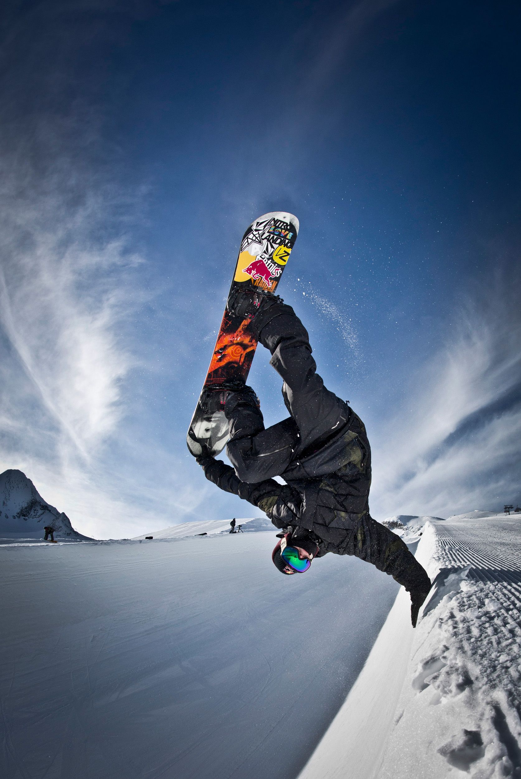 Red Bull Snowboarding Wallpapers