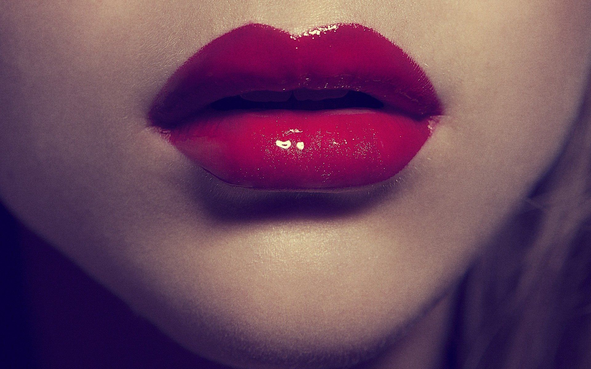 Red Lip Girl Wallpapers