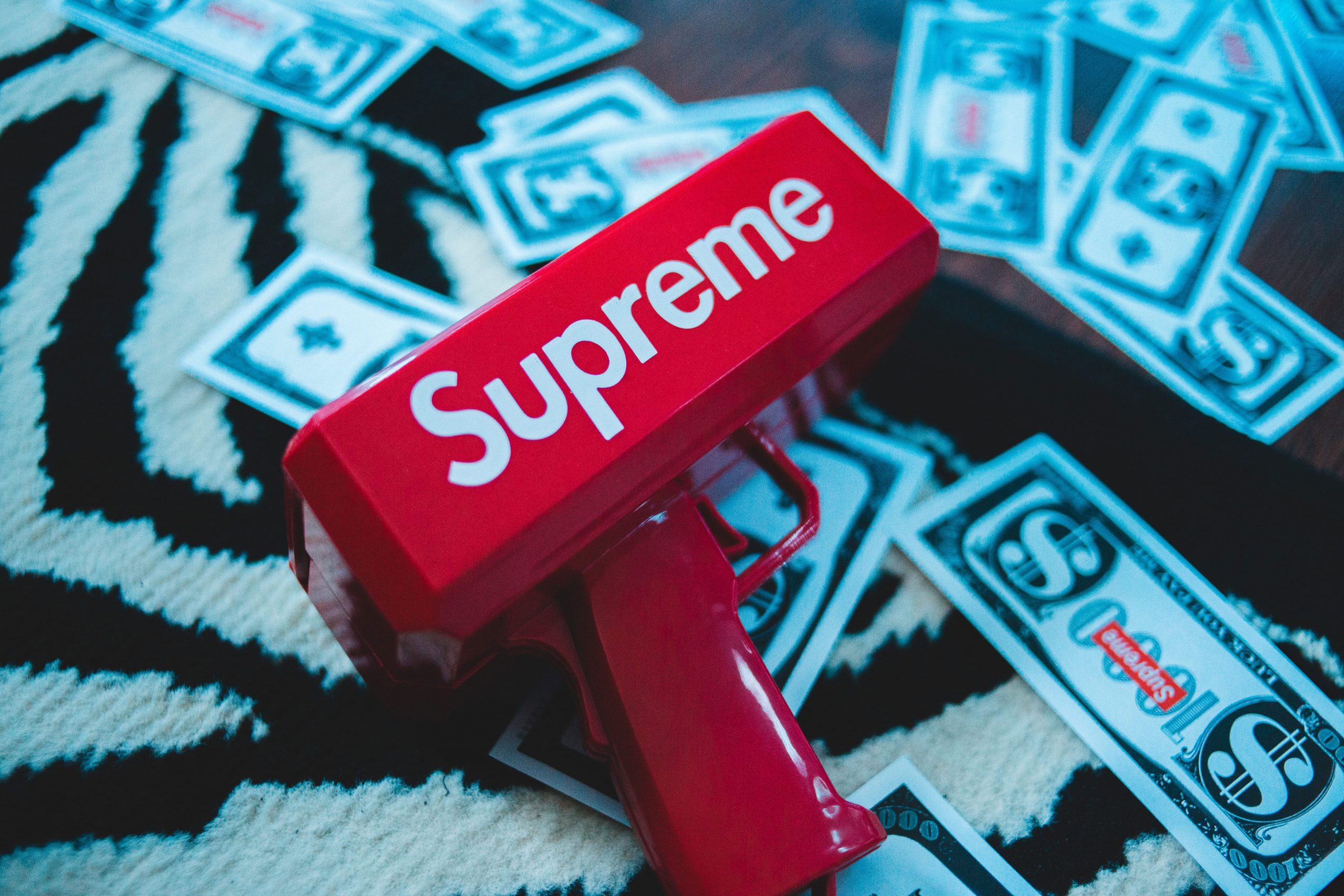 Red Supreme Wallpapers