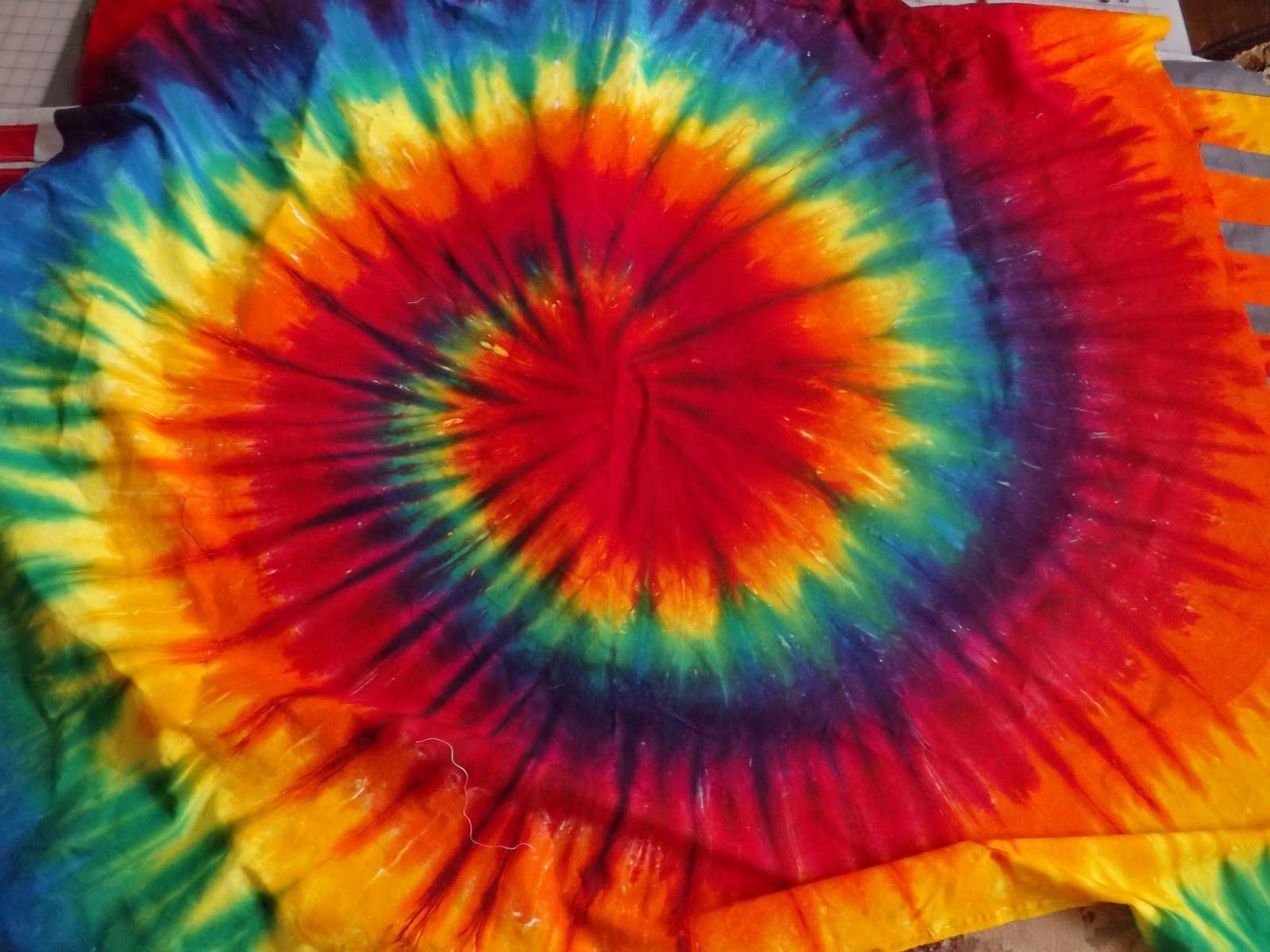 Red Tie Dye Wallpapers