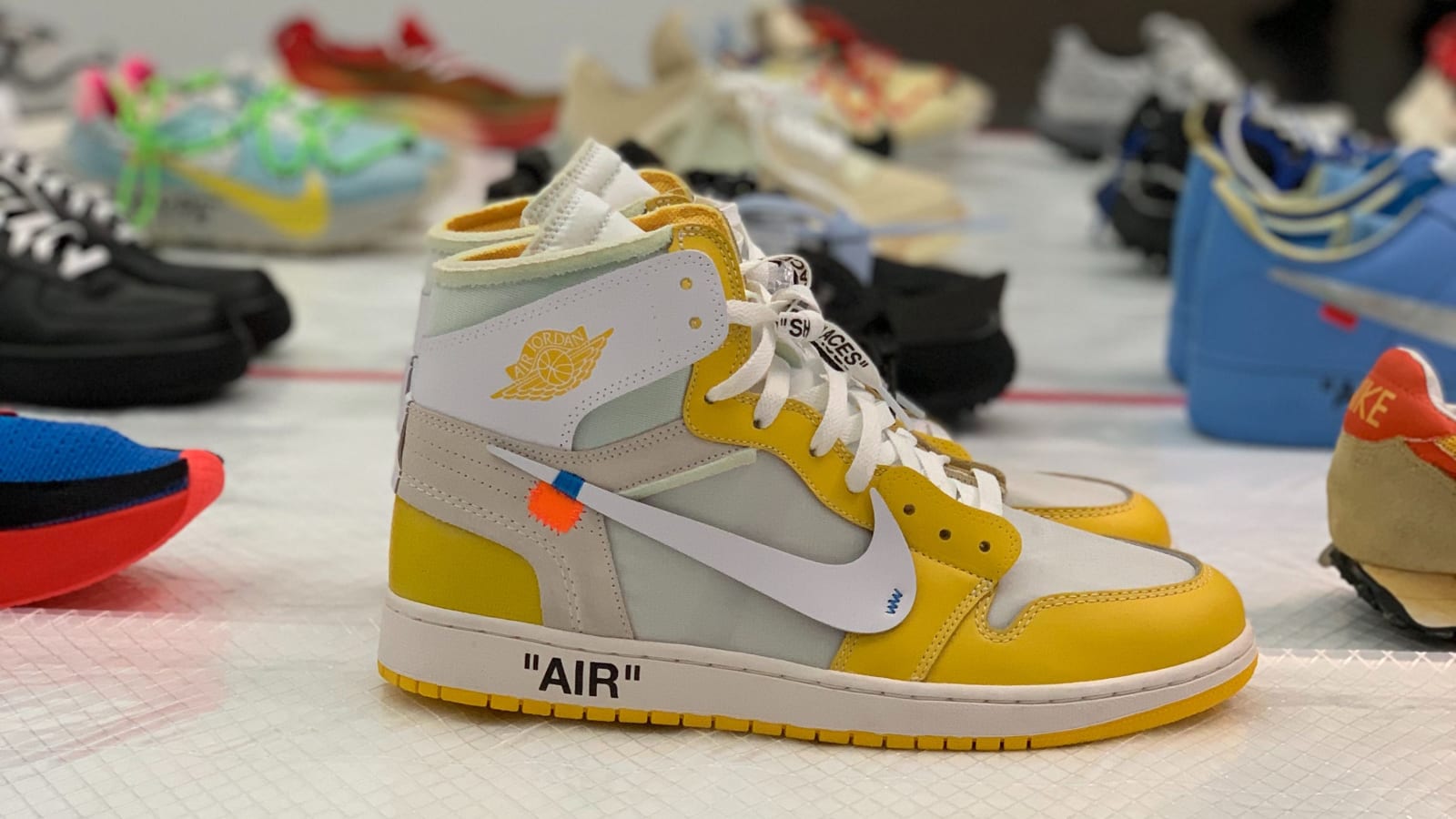 Yellow Jordan 1 Wallpapers