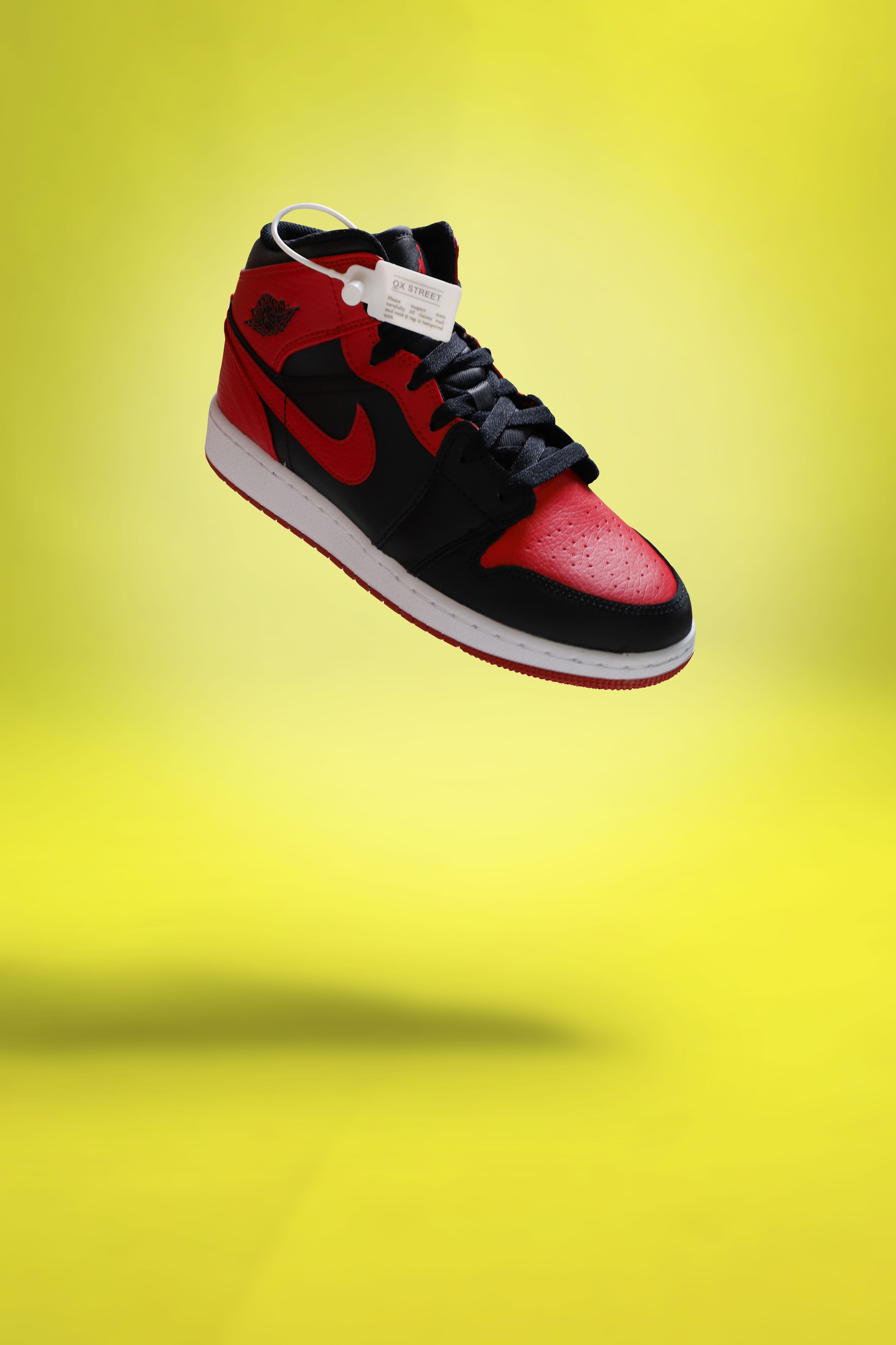 Yellow Jordan 1 Wallpapers