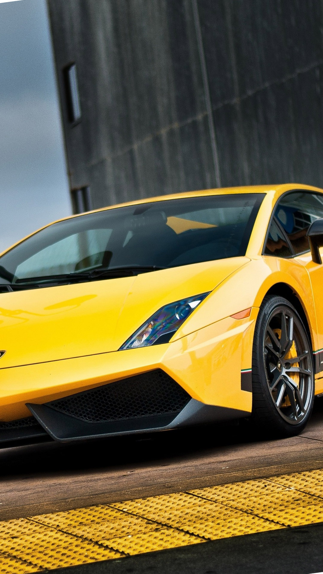 Yellow Lamborghini Wallpapers