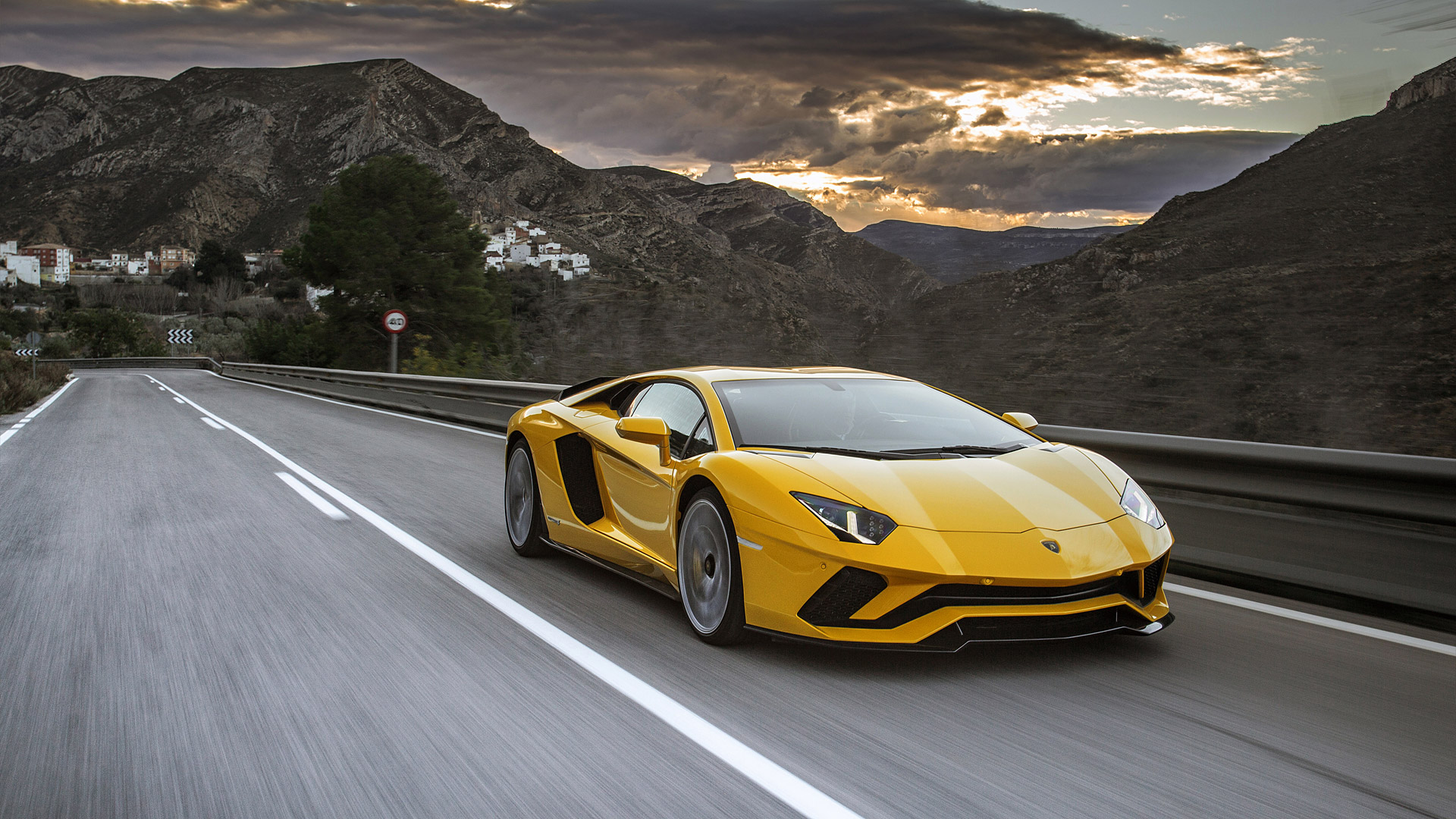 Yellow Lamborghini Aventador Wallpapers