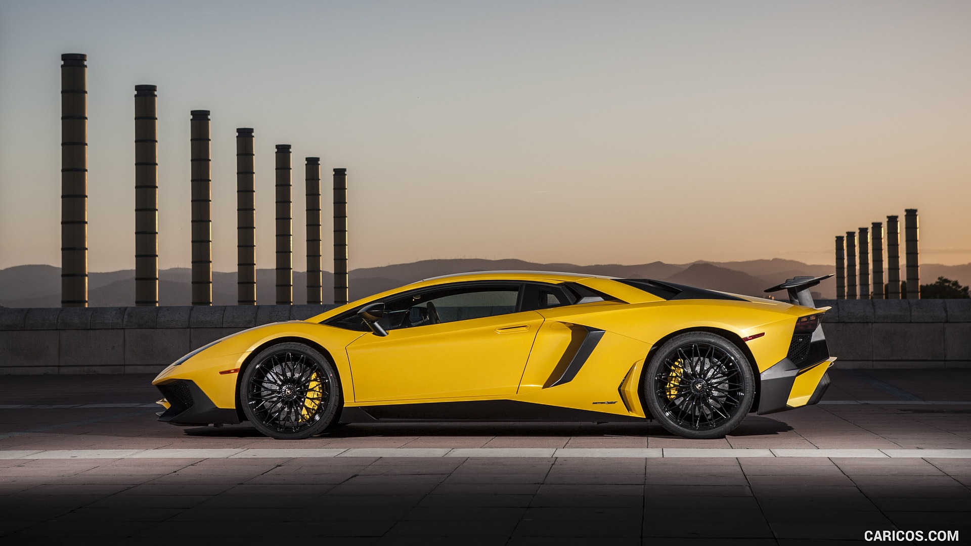 Yellow Lamborghini Aventador Wallpapers