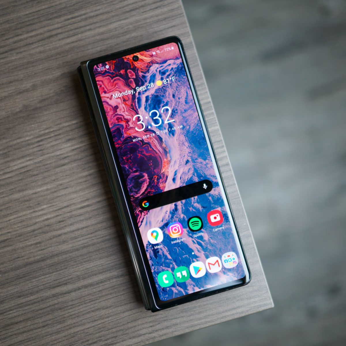 Samsung Galaxy Z Fold 2 Wallpapers